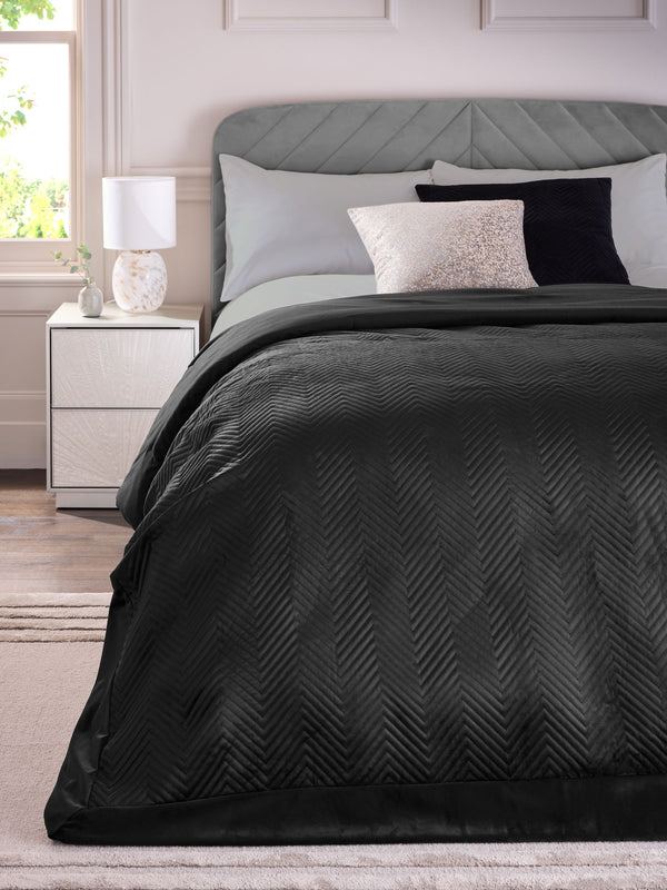 Black Madison Quilted Bedspread