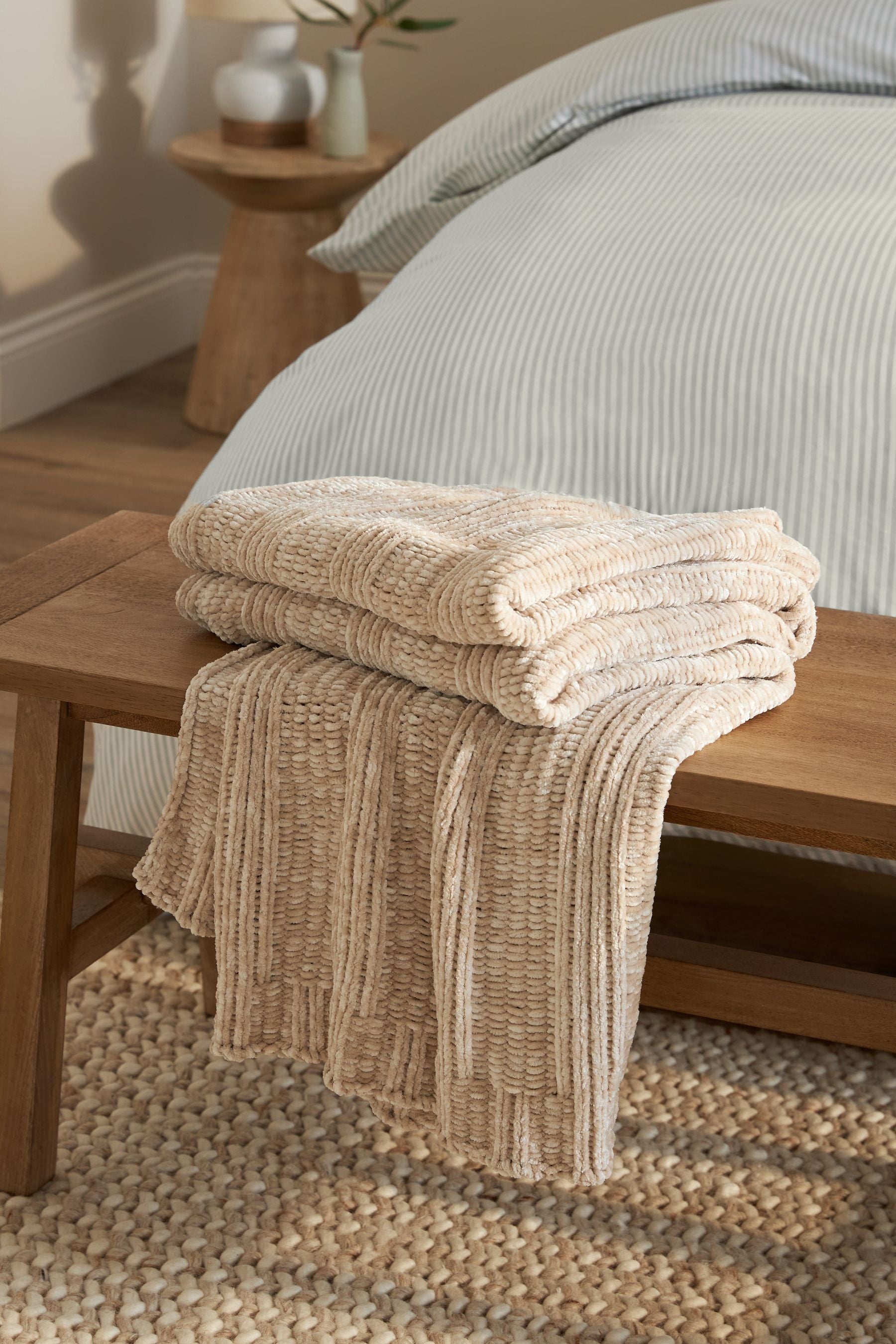 Natural Nellie Chunky Chenille Throw