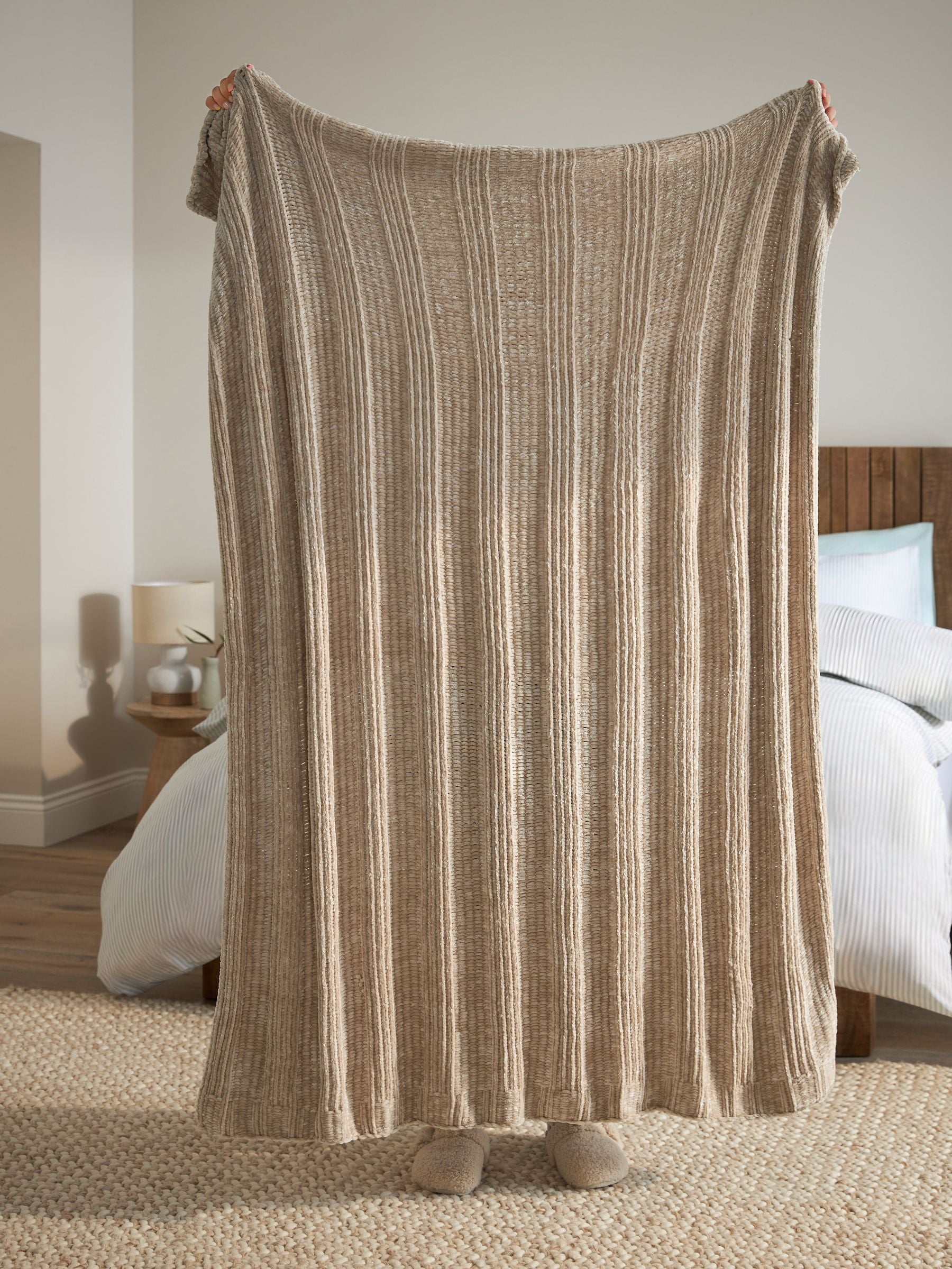 Natural Nellie Chunky Chenille Throw