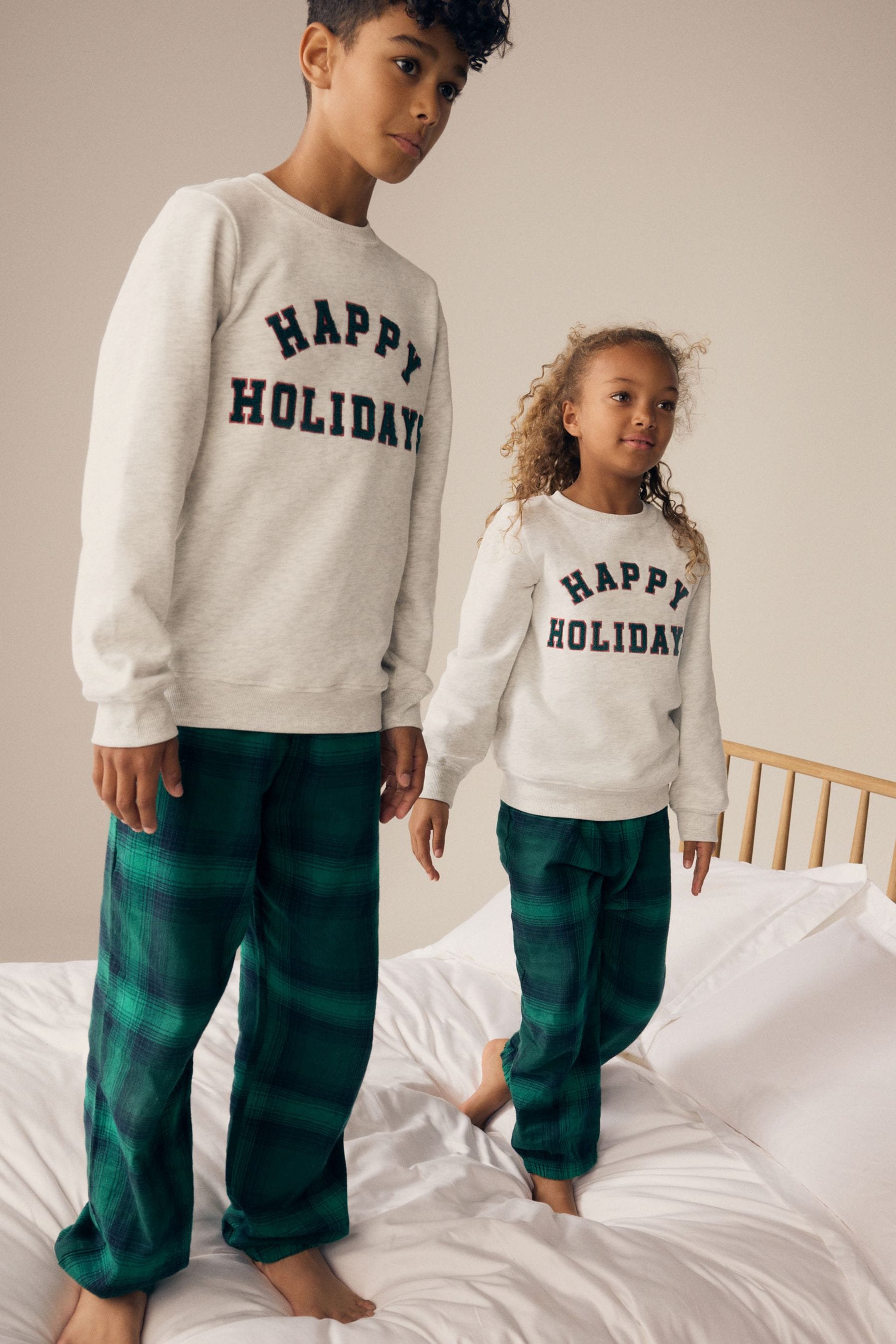 Grey/Green Mens Matching Family Christmas Happy Holidays Pyjamas