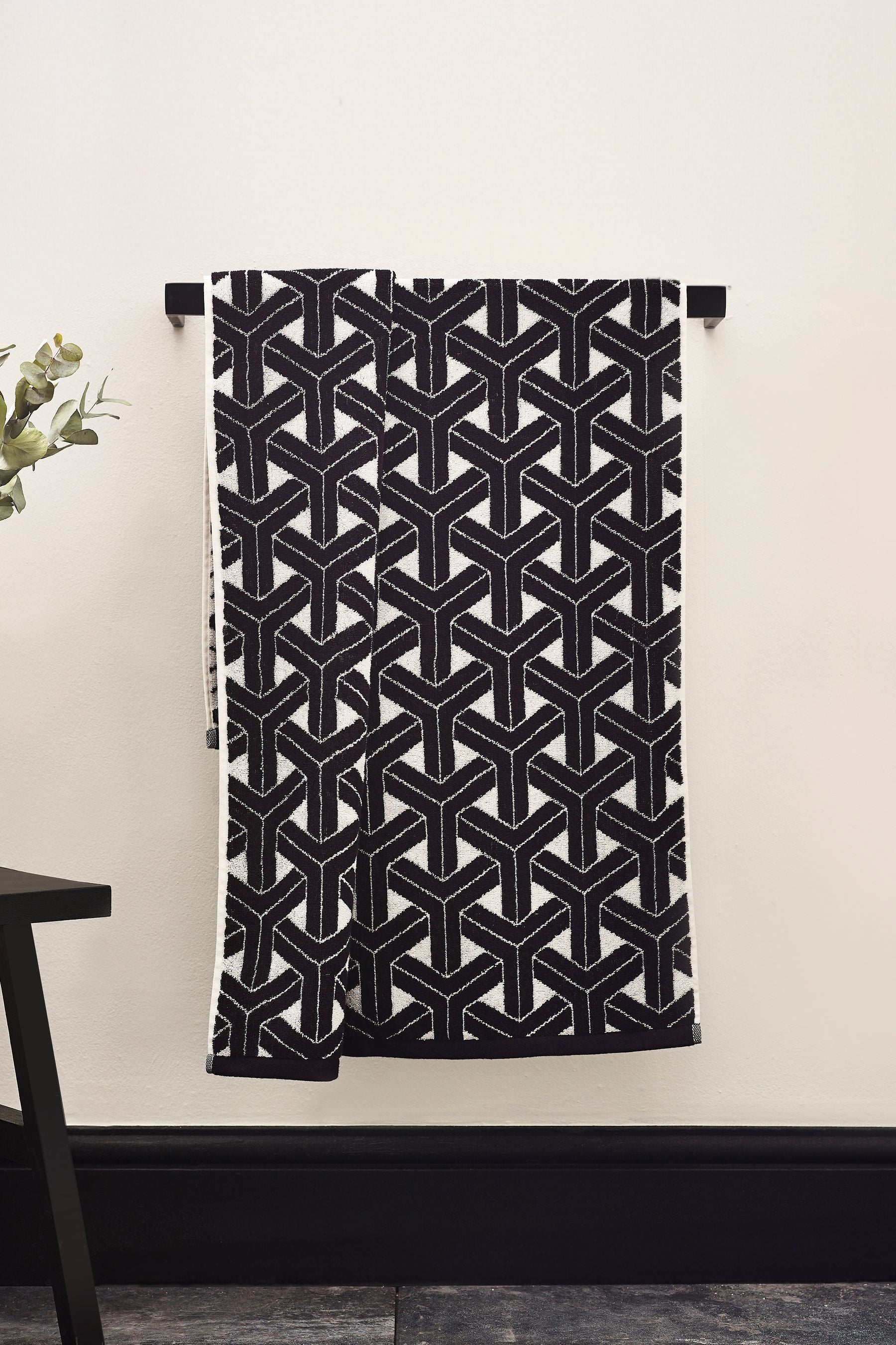 Monochrome Geo 100% Cotton Towel