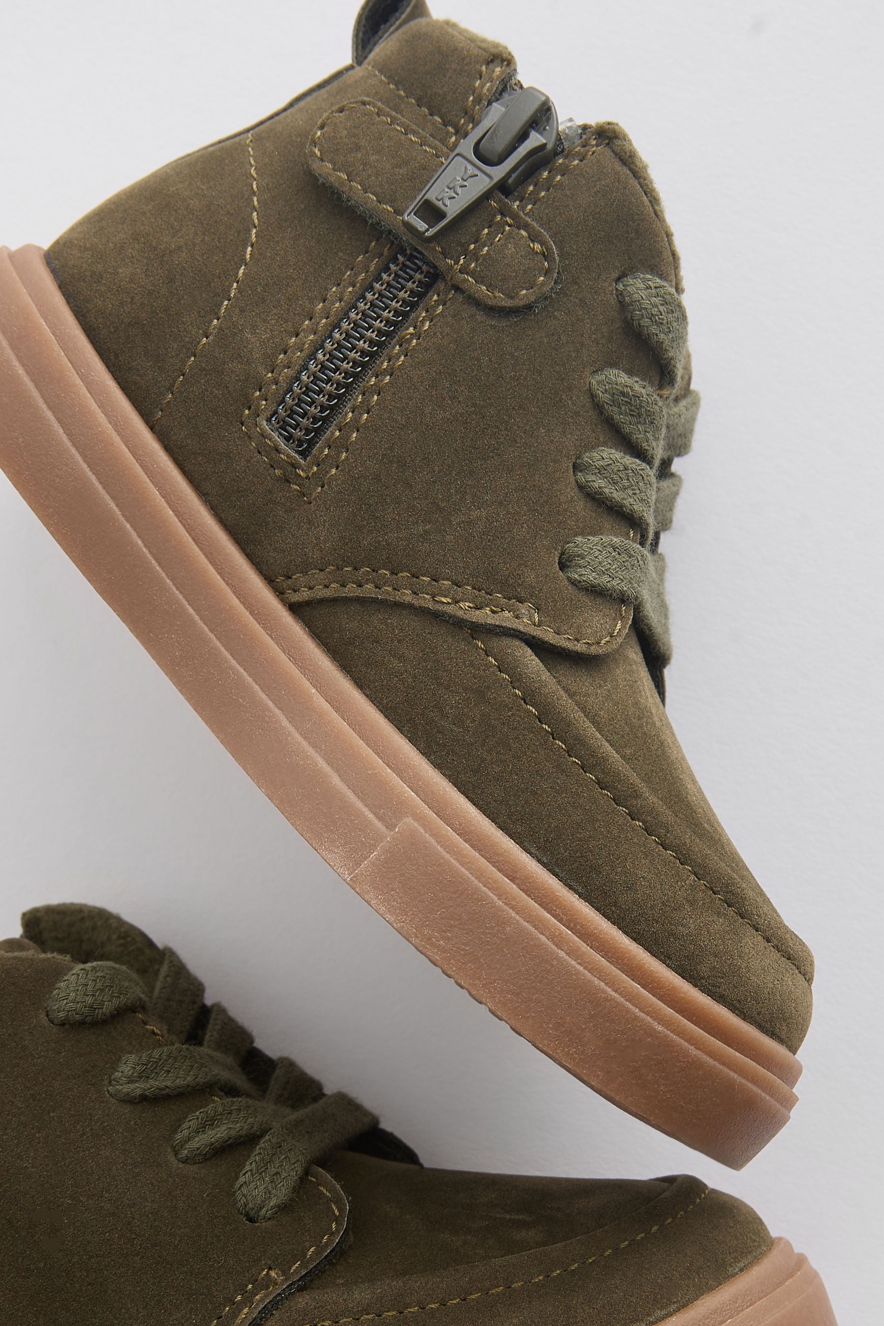 Green Standard Fit (F) Warm Lined Chukka Boots