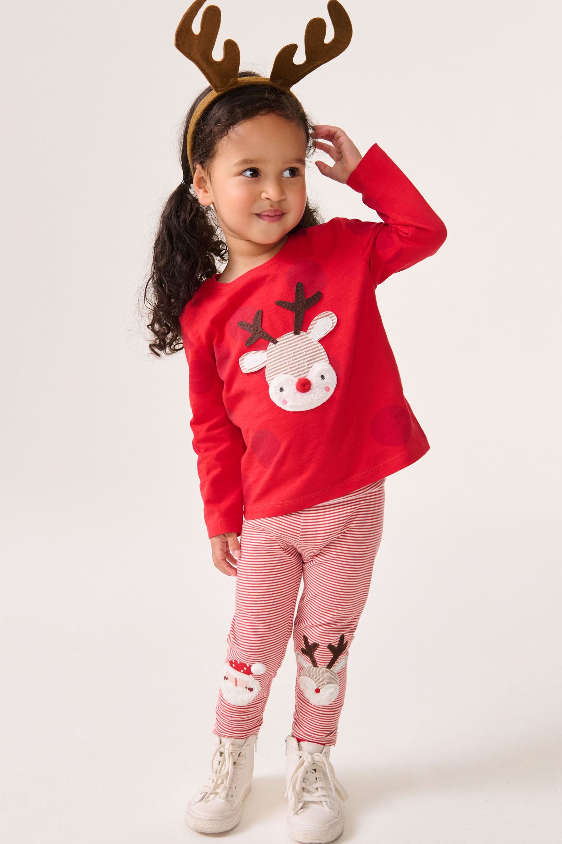 Red Applique Christmas Reindeer 100% Cotton Long Sleeve T-Shirt (3mths-7yrs)