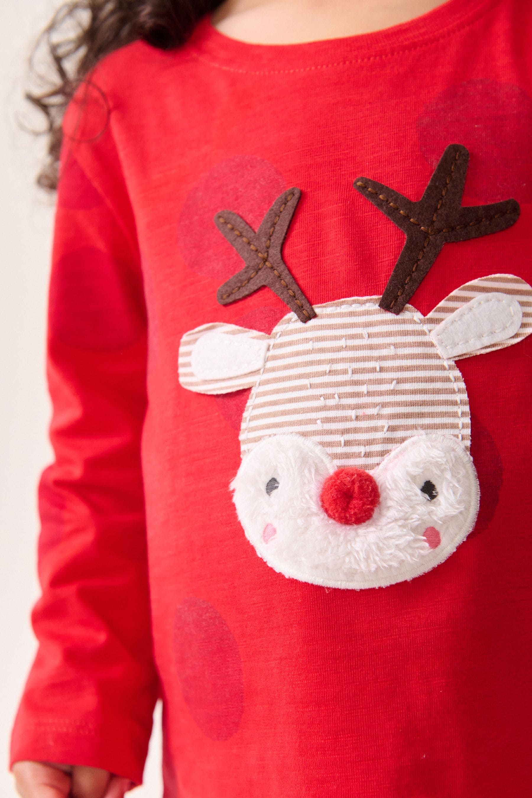 Red Applique Christmas Reindeer 100% Cotton Long Sleeve T-Shirt (3mths-7yrs)