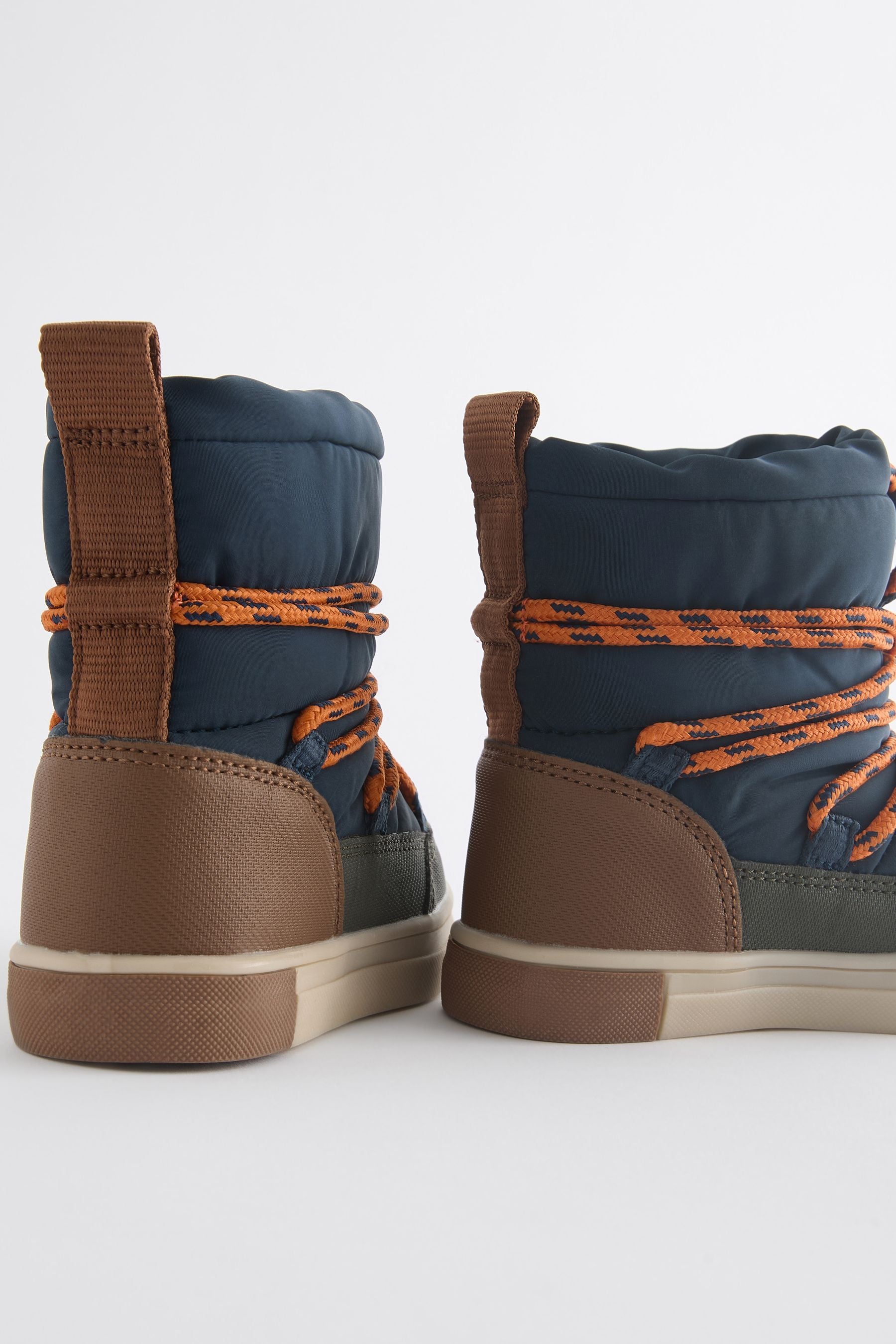 Navy/Khaki Thermal Thinsulate™ Lined Quilted Water Resistant Boots