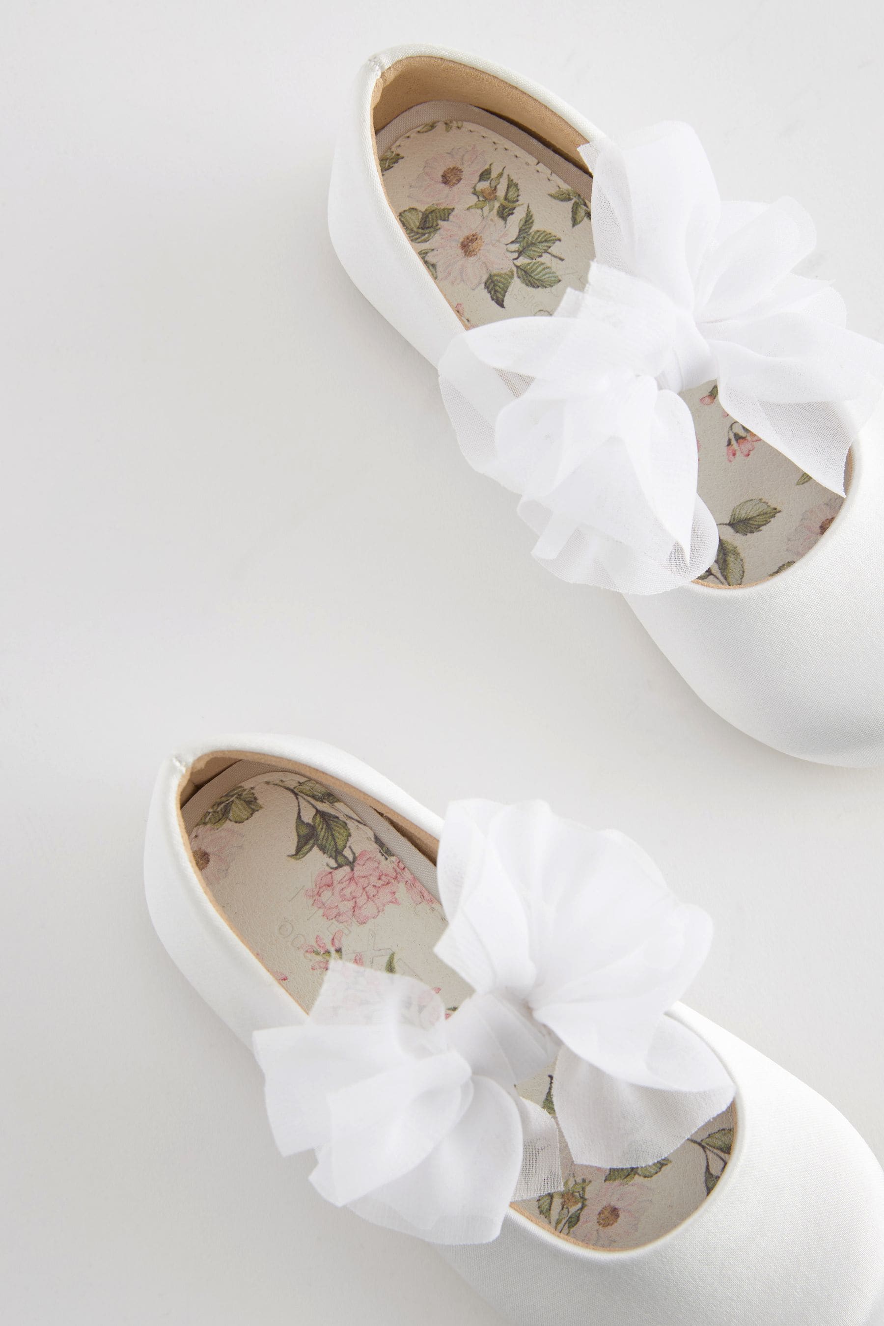 White Standard Fit (F) Mary Jane Bridesmaid Bow Occasion Shoes