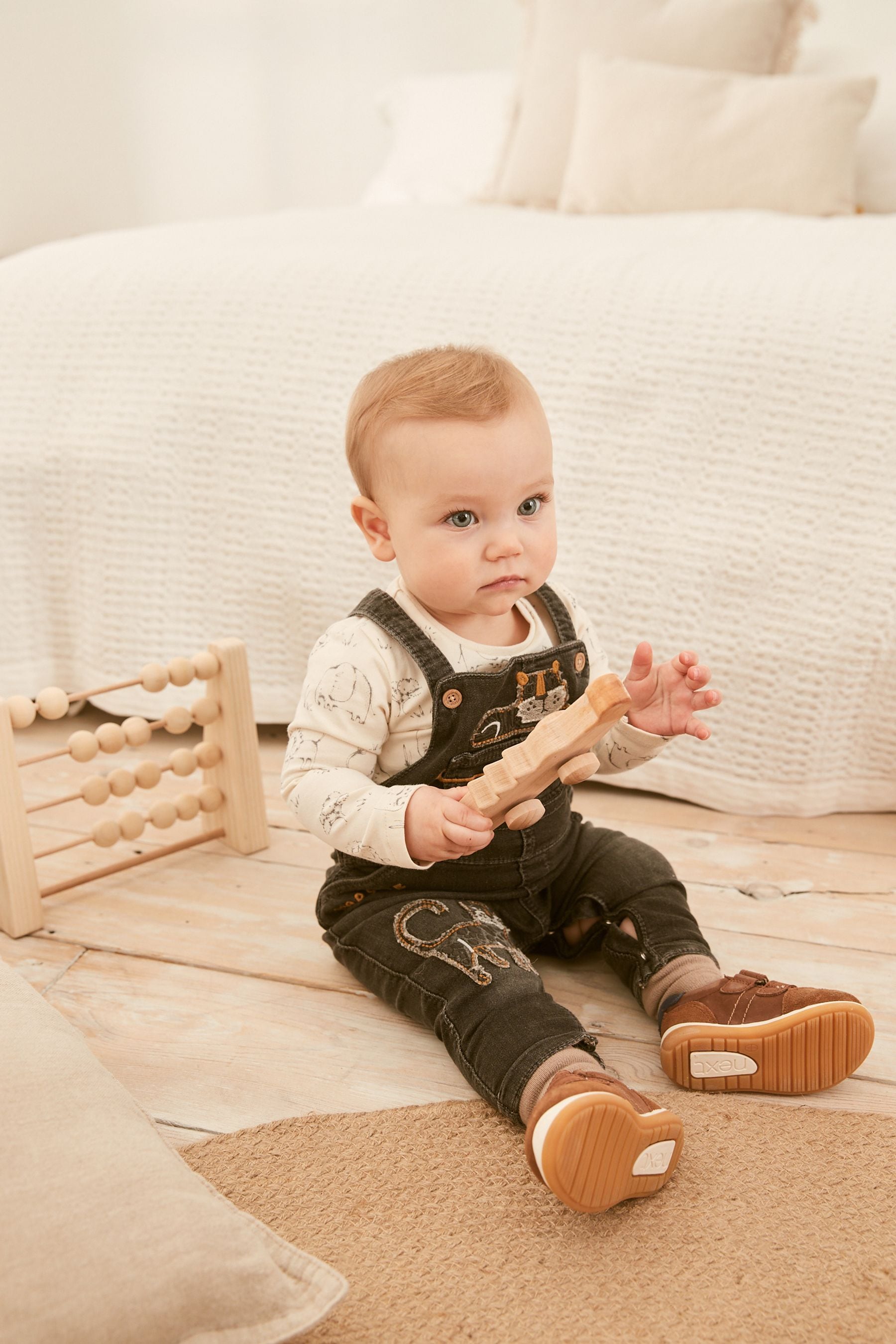 Tan Brown Touch Fastening Leather First Walker Baby Shoes