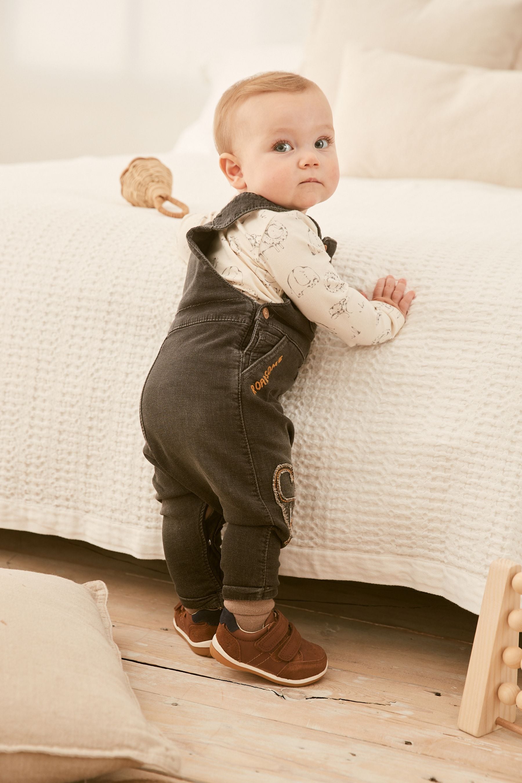 Tan Brown Touch Fastening Leather First Walker Baby Shoes