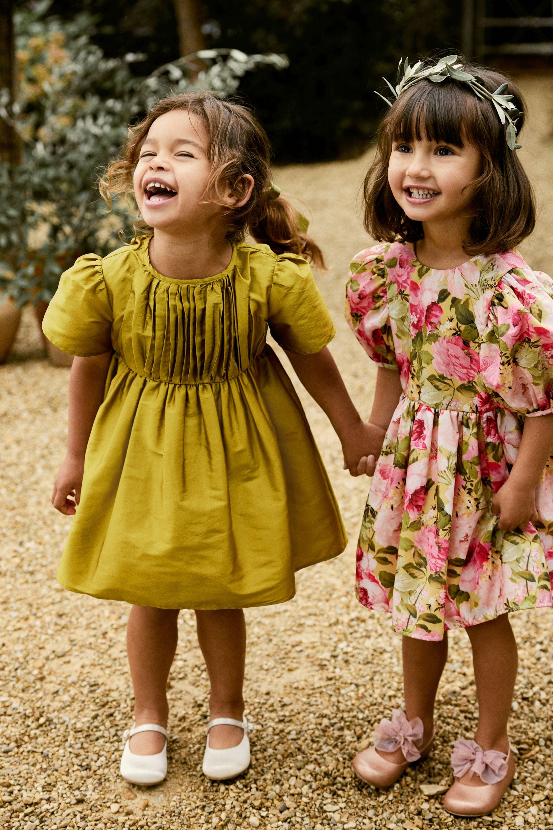 Olive Green Pleat Detail Short Sleeve Taffeta Dress (3mths-10yrs)