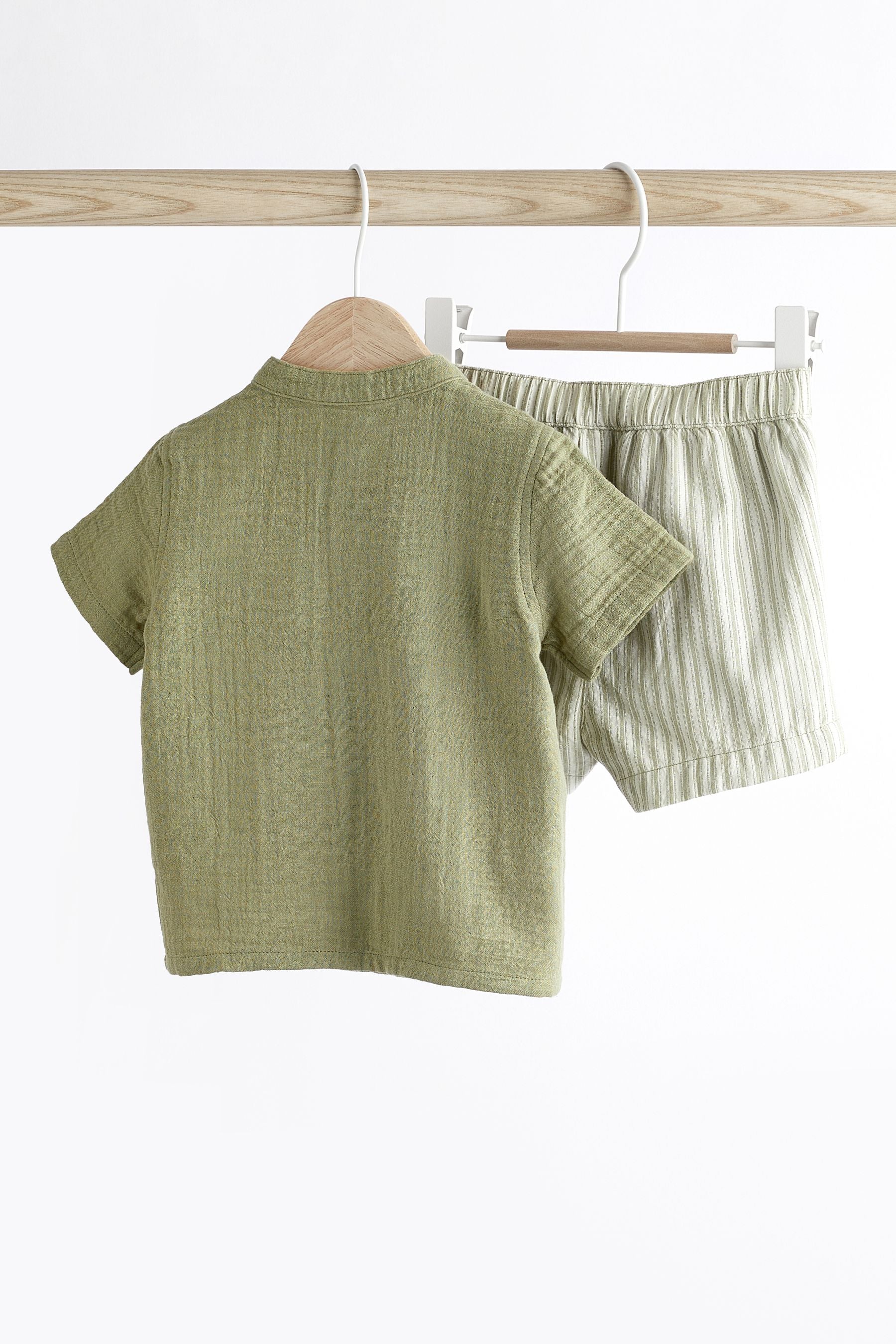 Sage Green Baby Shirt and Shorts Set (0mths-2yrs)