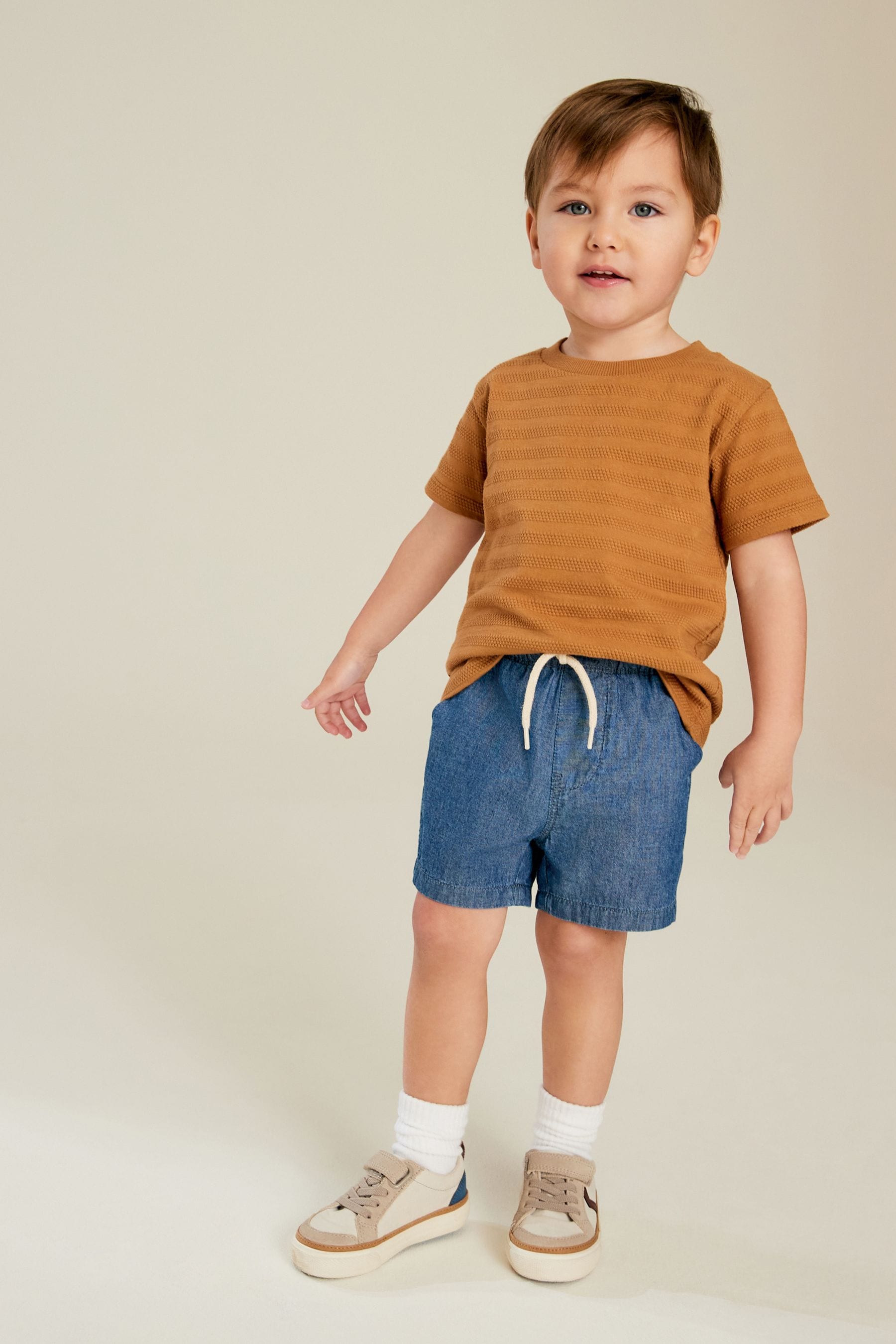 Blue Chambray Pull-On Shorts (3mths-7yrs)