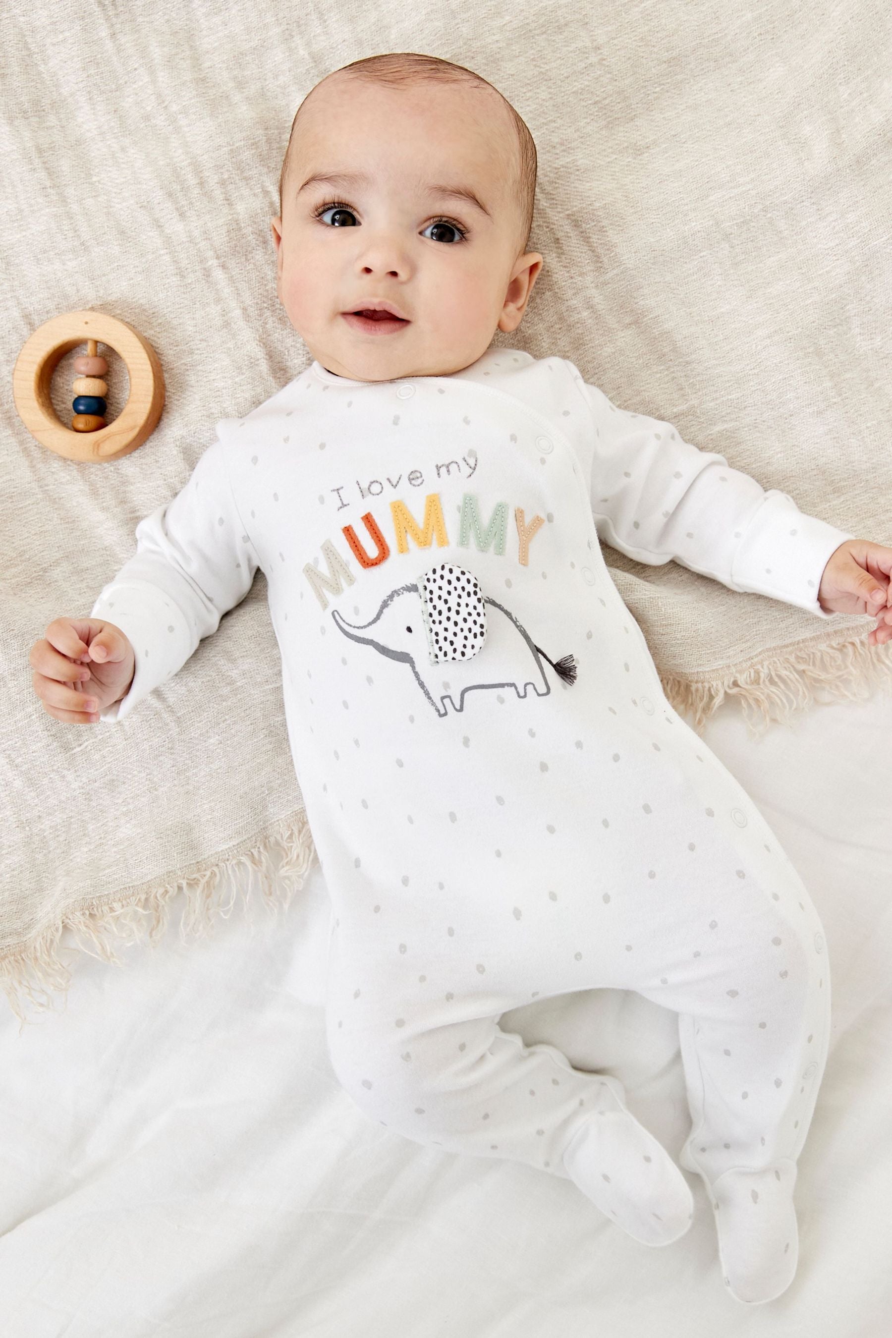 Mummy Elephant Single Baby Sleepsuit (0-18mths)