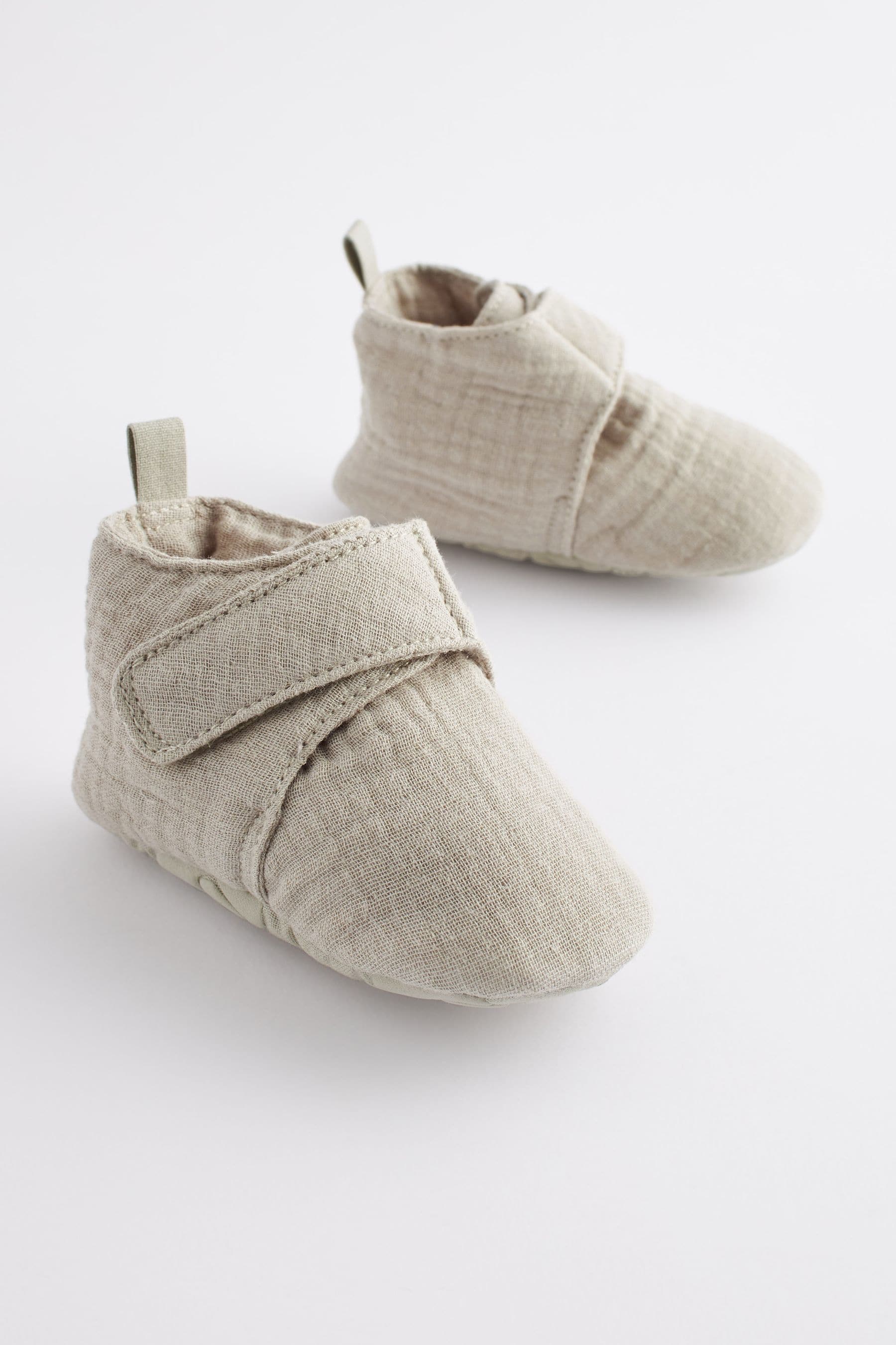 Neutral Muslin Wrap Baby Boots (0-2mths)