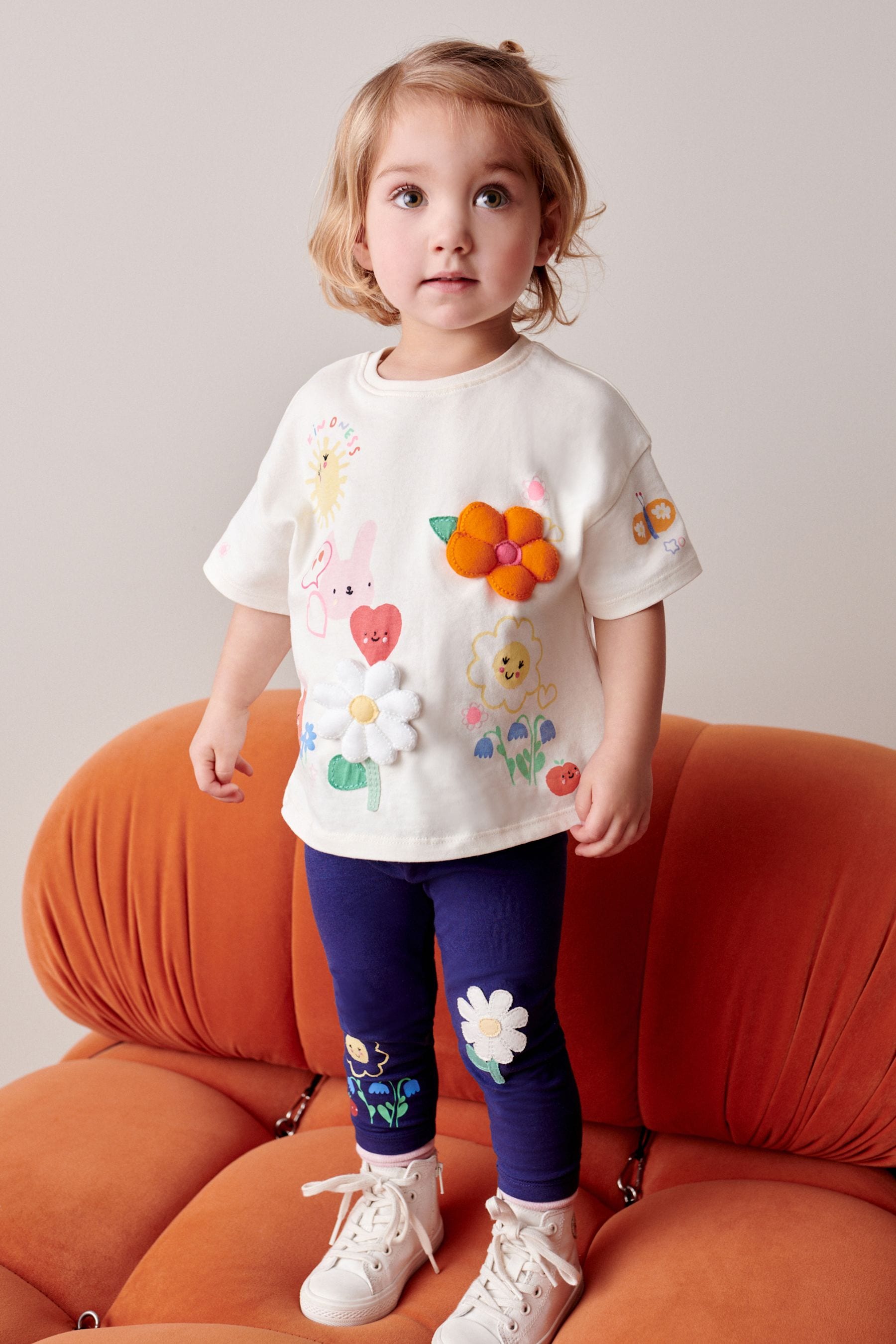 White Flower Short Sleeve Padded Applique 100% Cotton T-Shirt (3mths-7yrs)