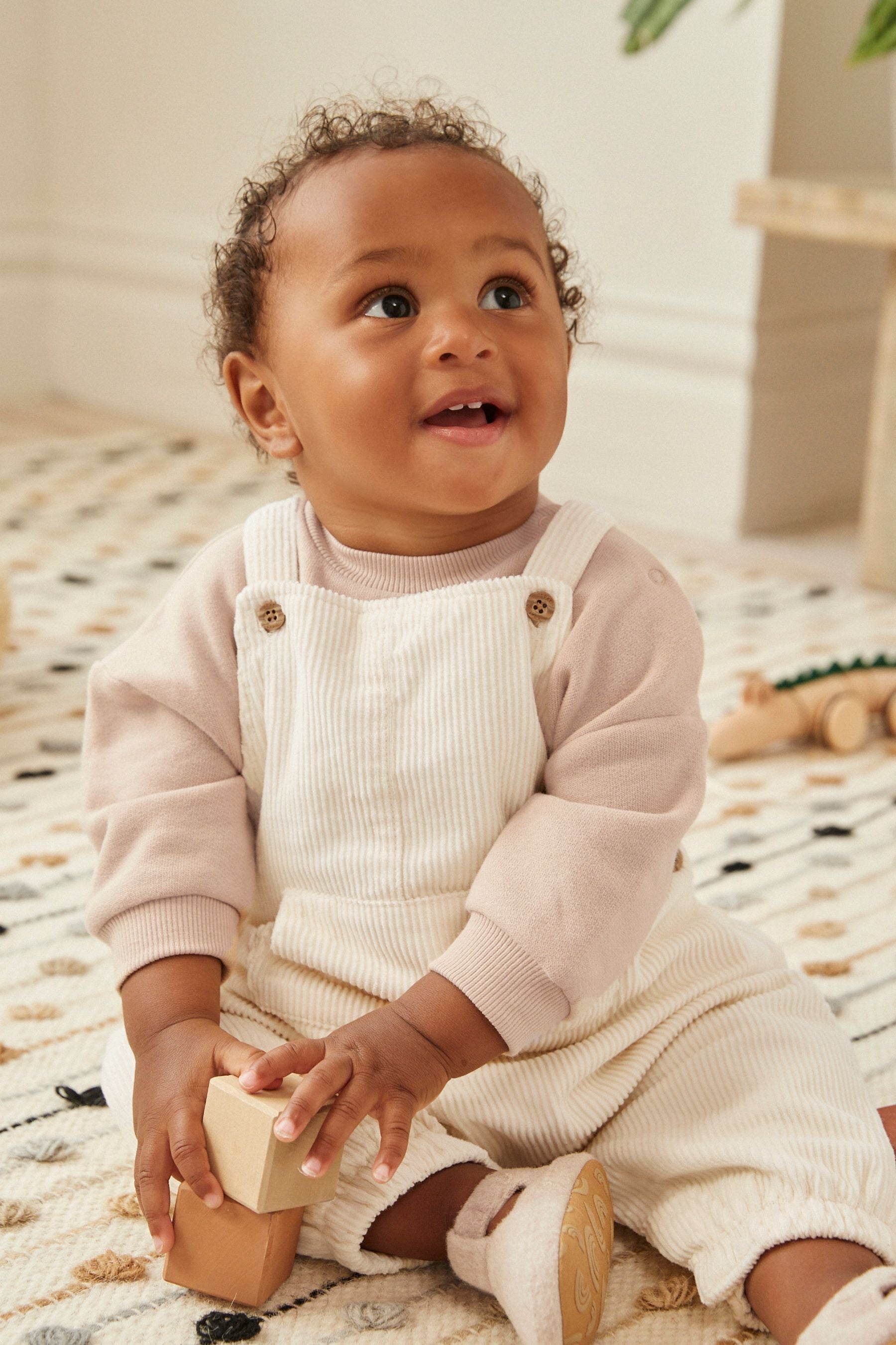 Cream Corduroy Baby Dungarees And Jersey Bodysuit Set (0mths-2yrs)