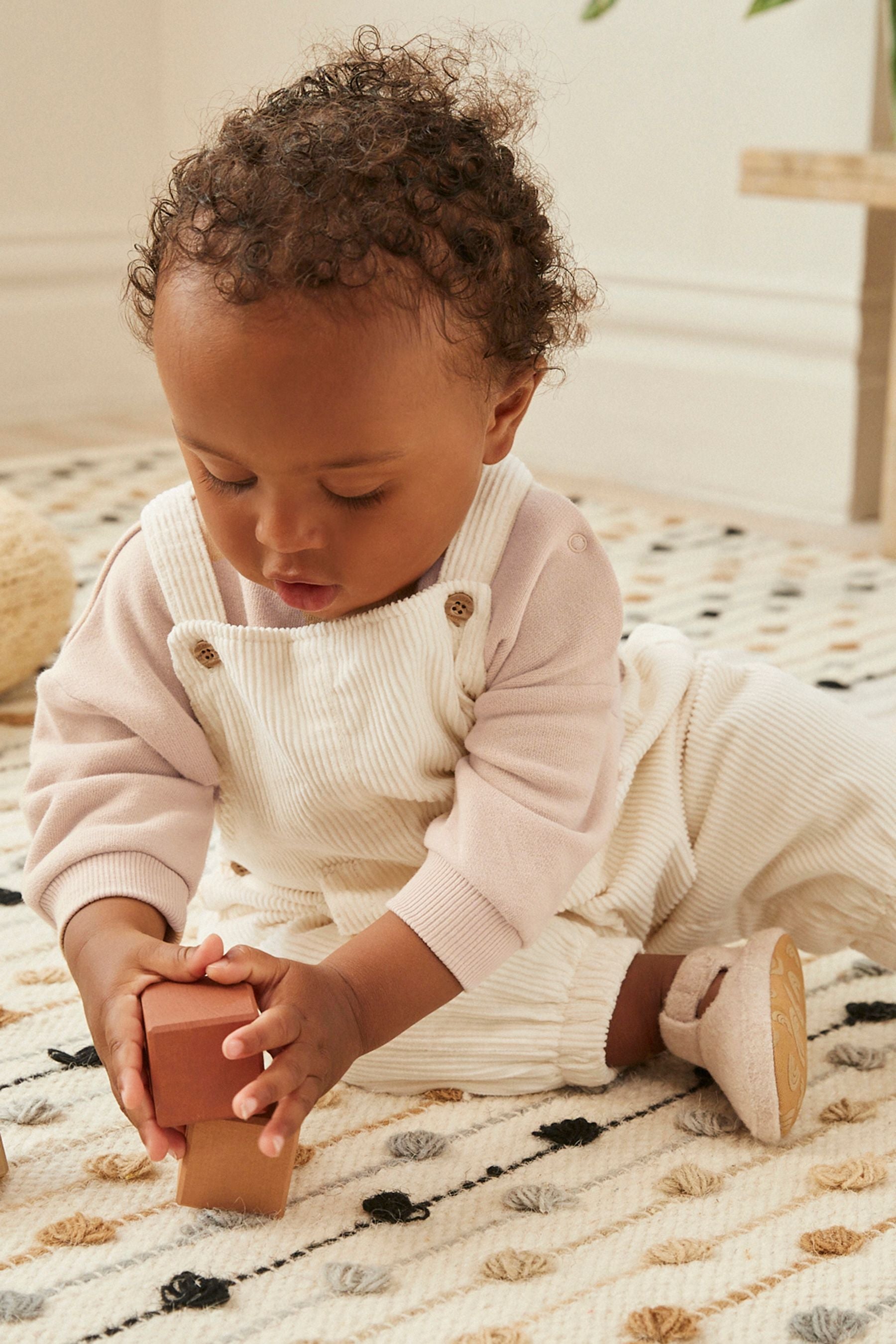 Cream Corduroy Baby Dungarees And Jersey Bodysuit Set (0mths-2yrs)