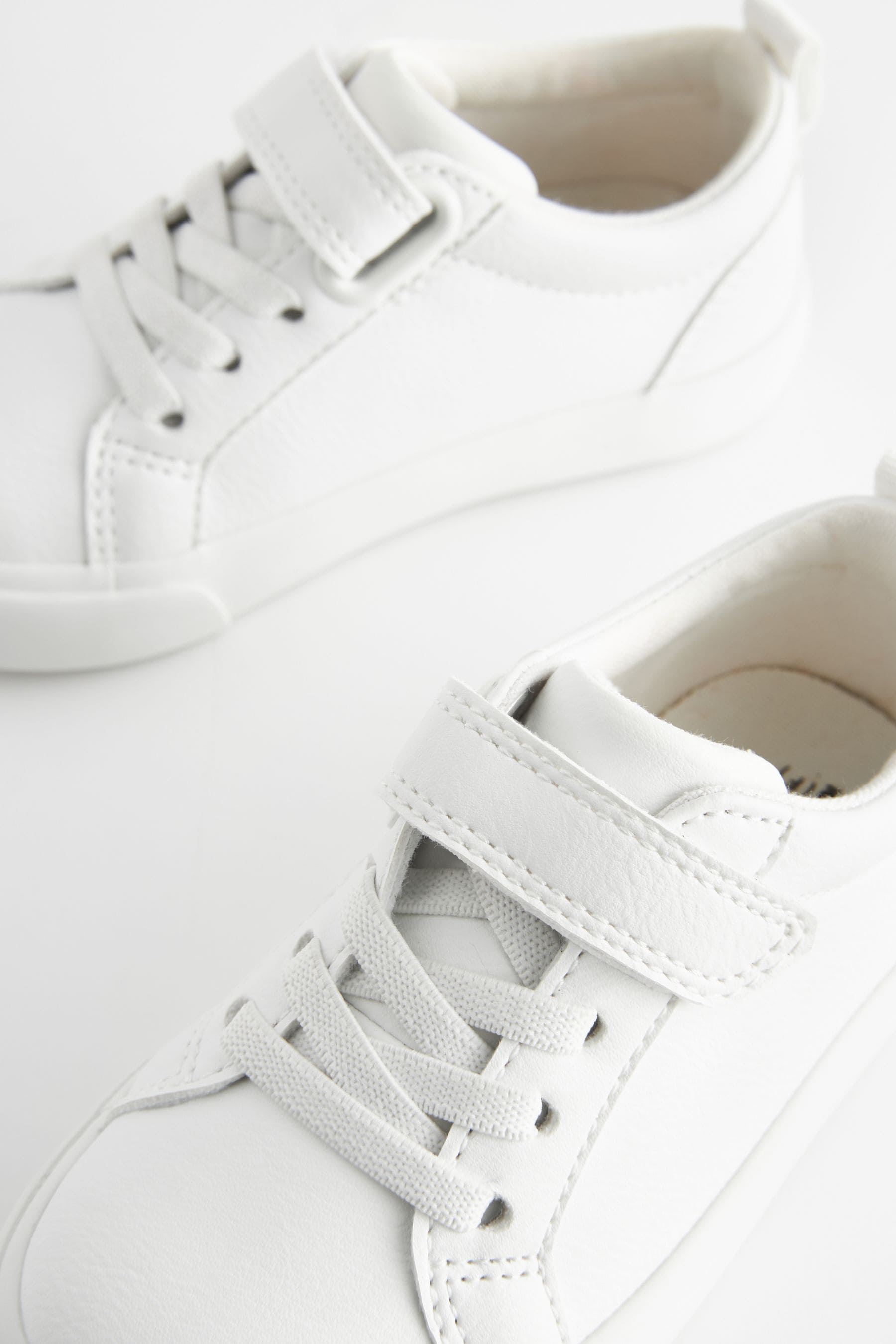 White Standard Fit (F) Touch Fastening Elastic Lace Trainers