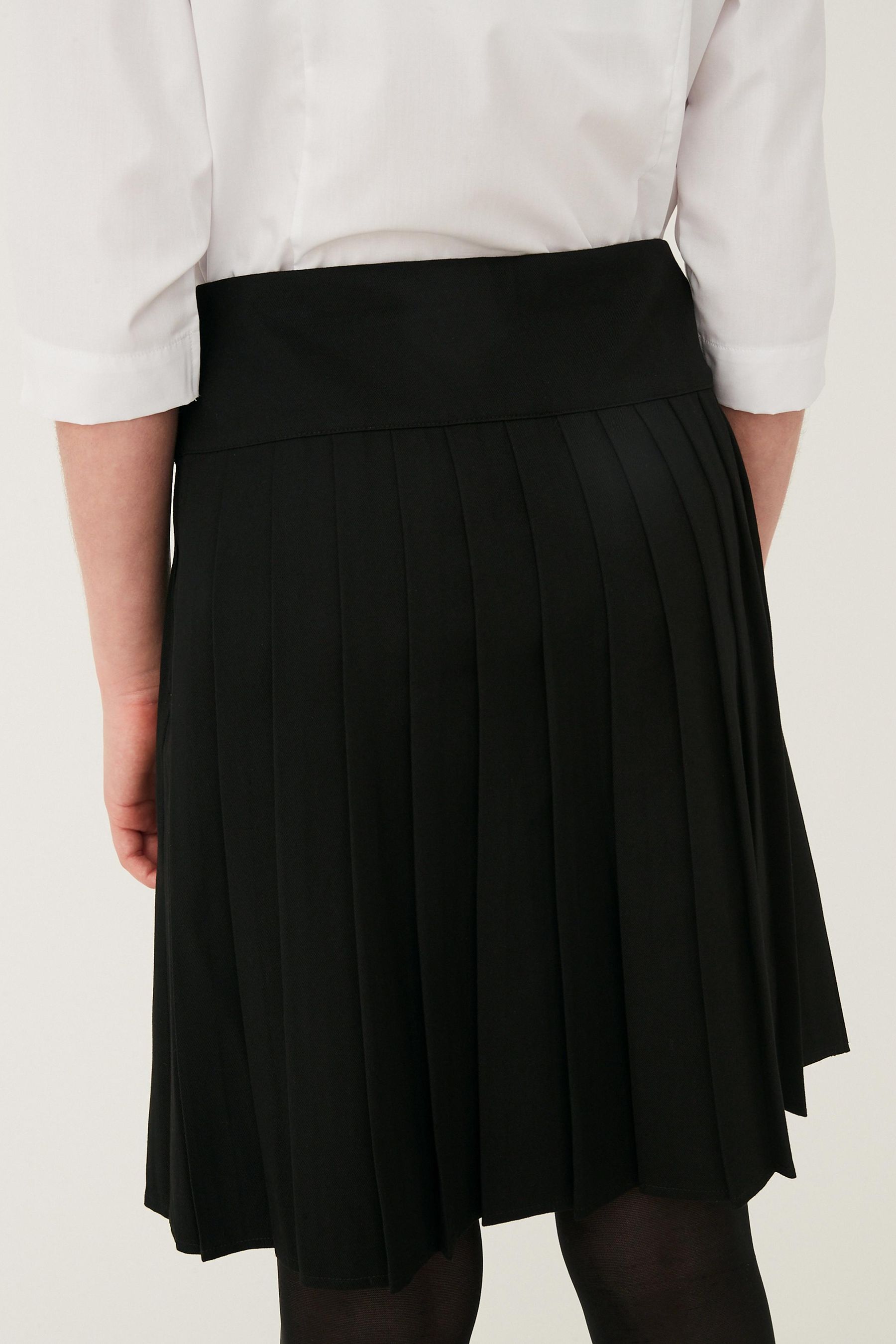 Black Senior Pleat Skirt (9-17yrs)