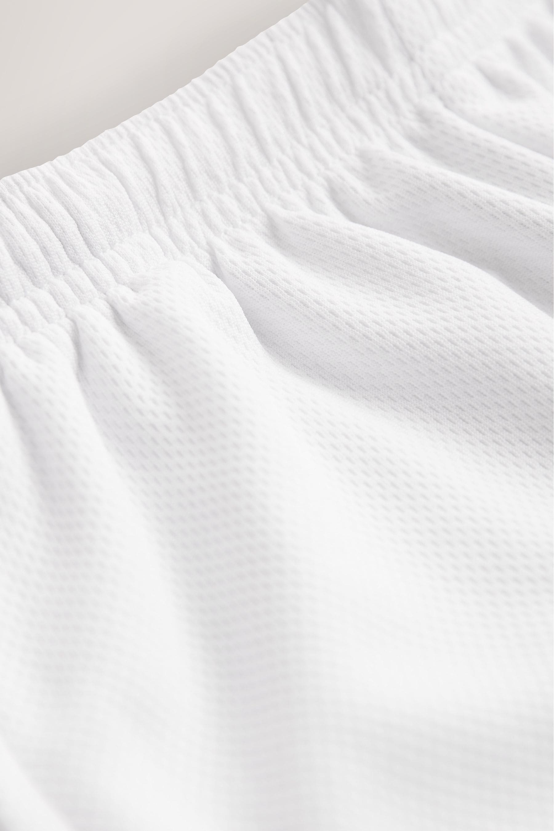 White Single Sports Shorts (3-16yrs)