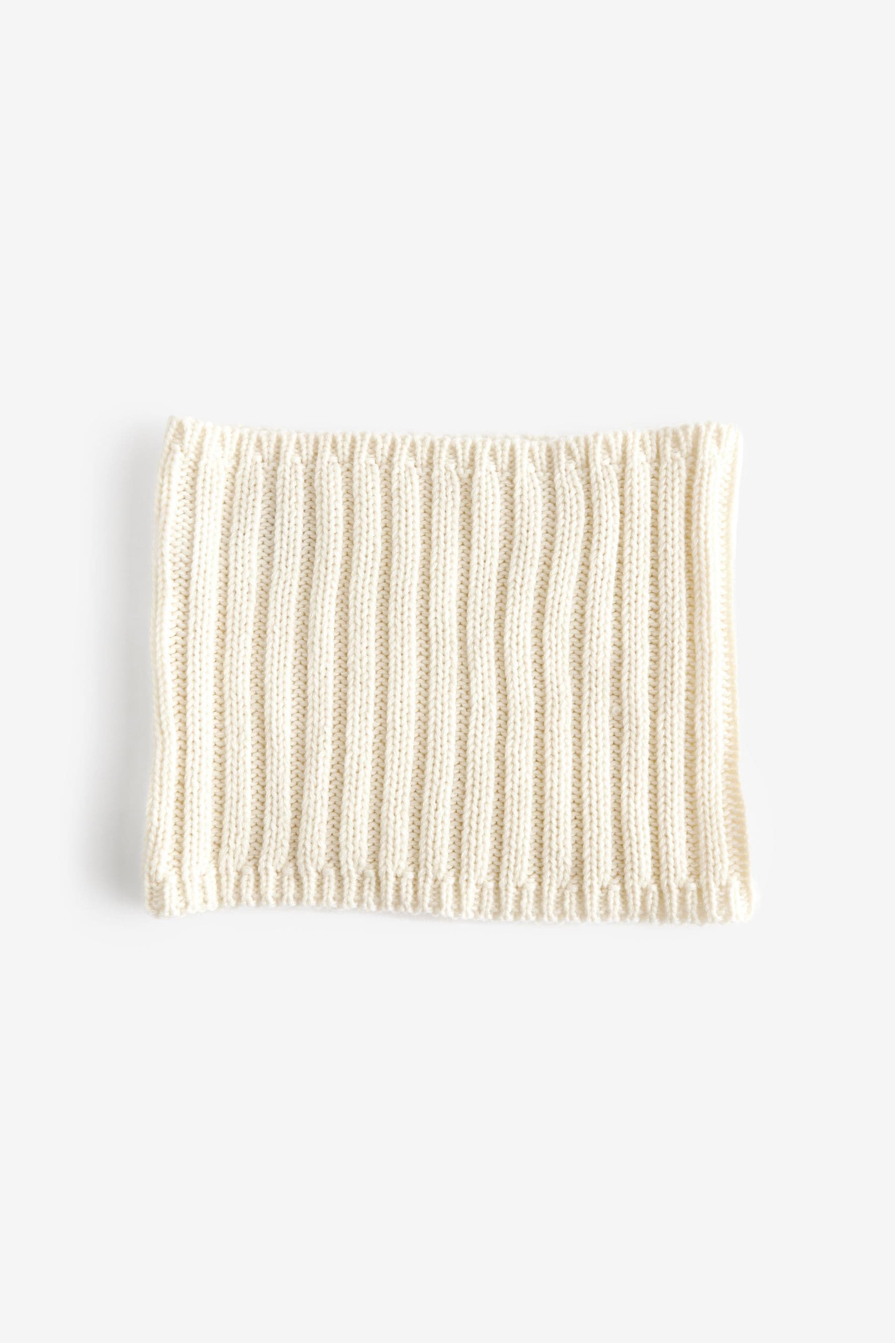 White Ribbed Knitted Snood (1-16yrs)