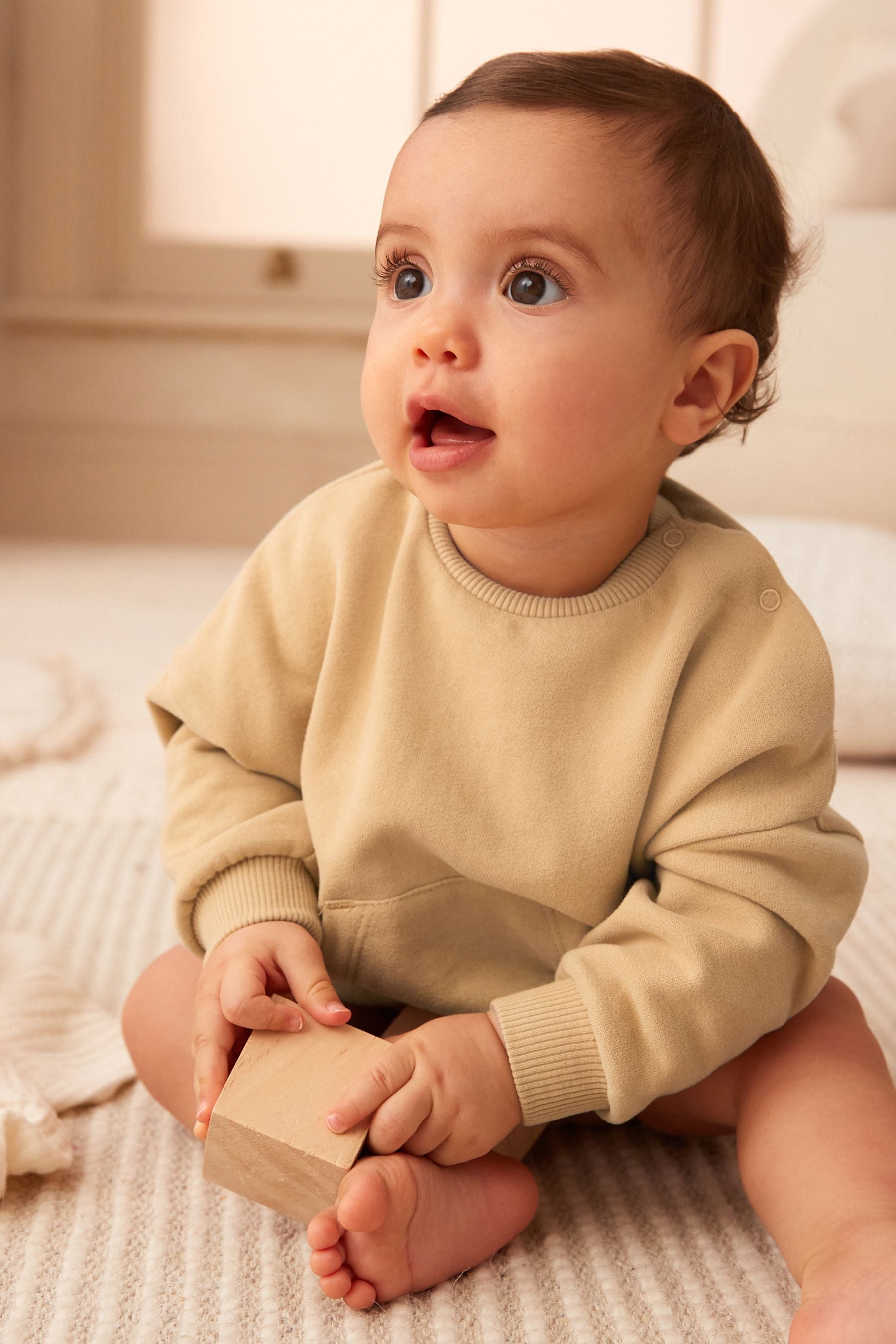 Cream/Yellow Cosy Sweatshirt and Bloomer Shorts Baby 2 Piece Set (0mths-2yrs)