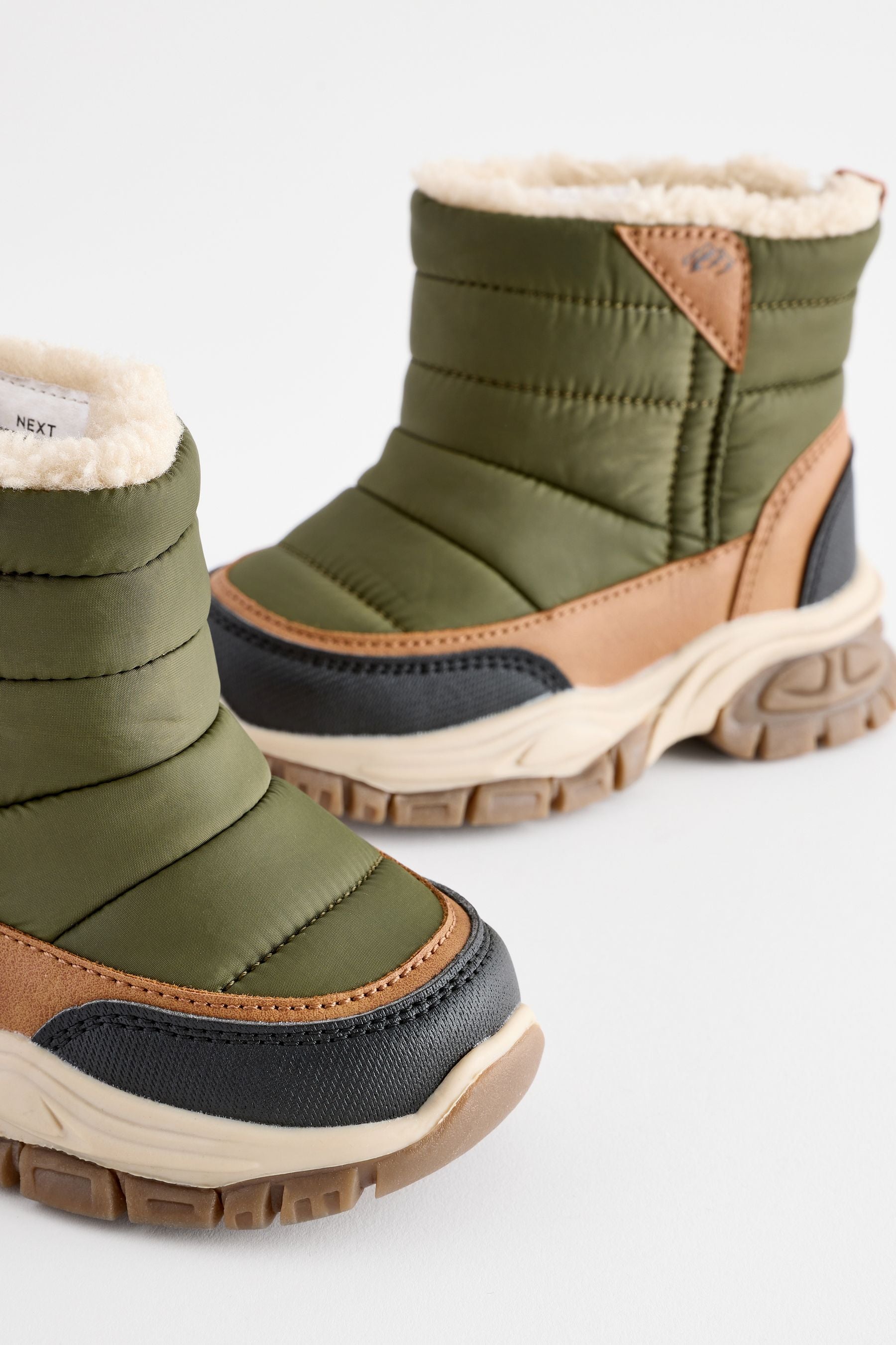 Green Quilted Snow Boots