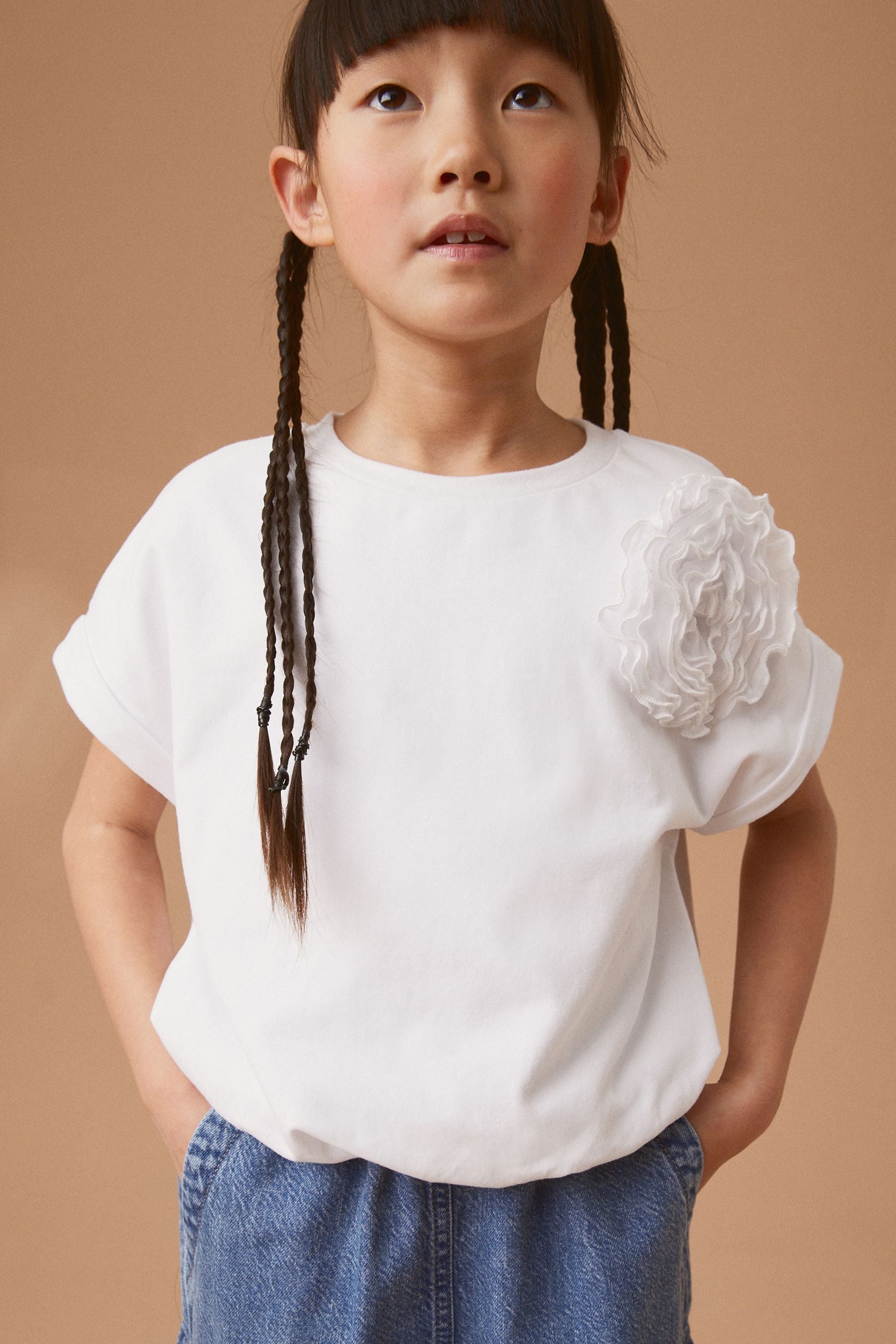 White Bubble Hem Corsage T-Shirt (3-16yrs)