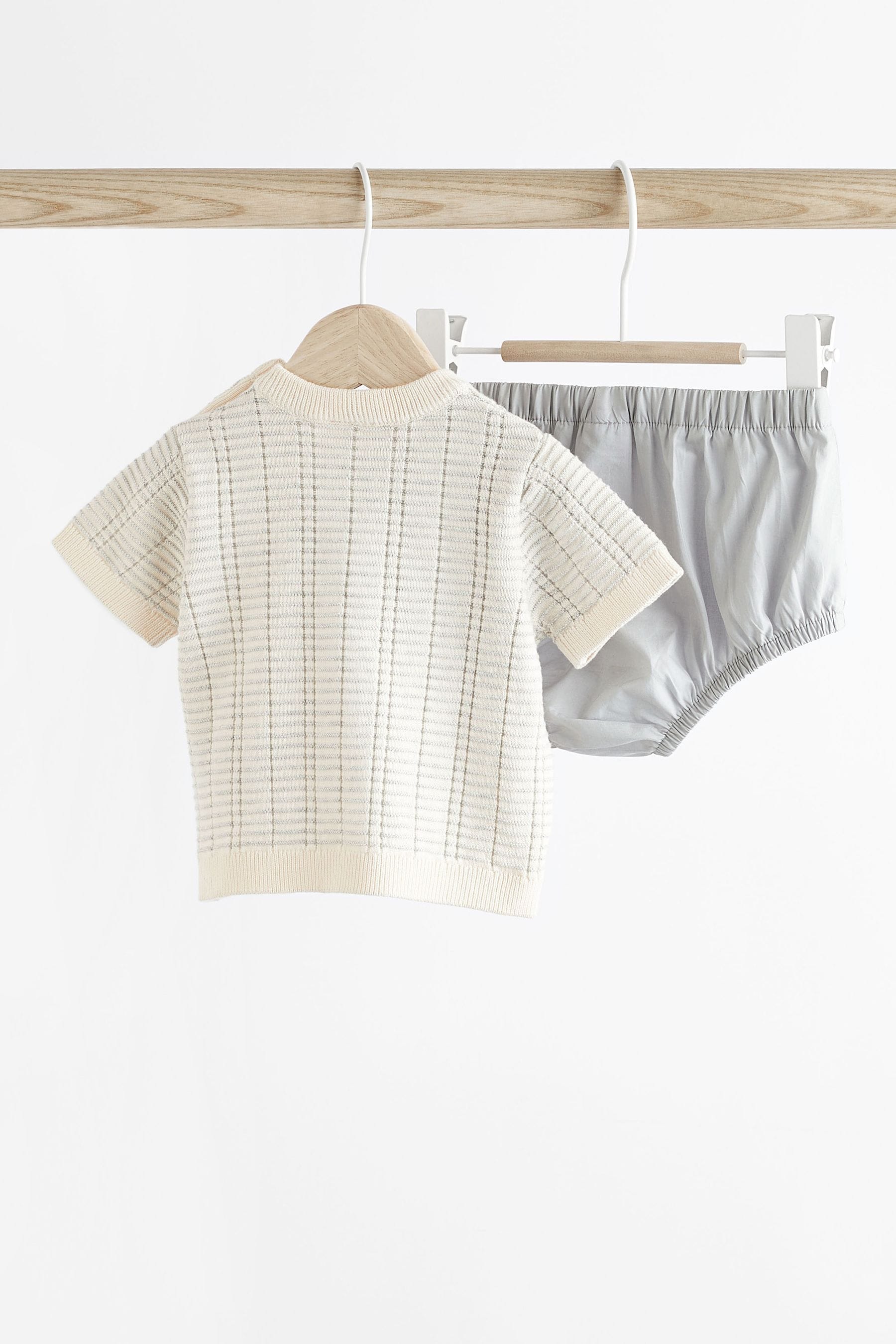 Grey/White Knitted Baby Top and Bloomer Short Set (0mths-2yrs)