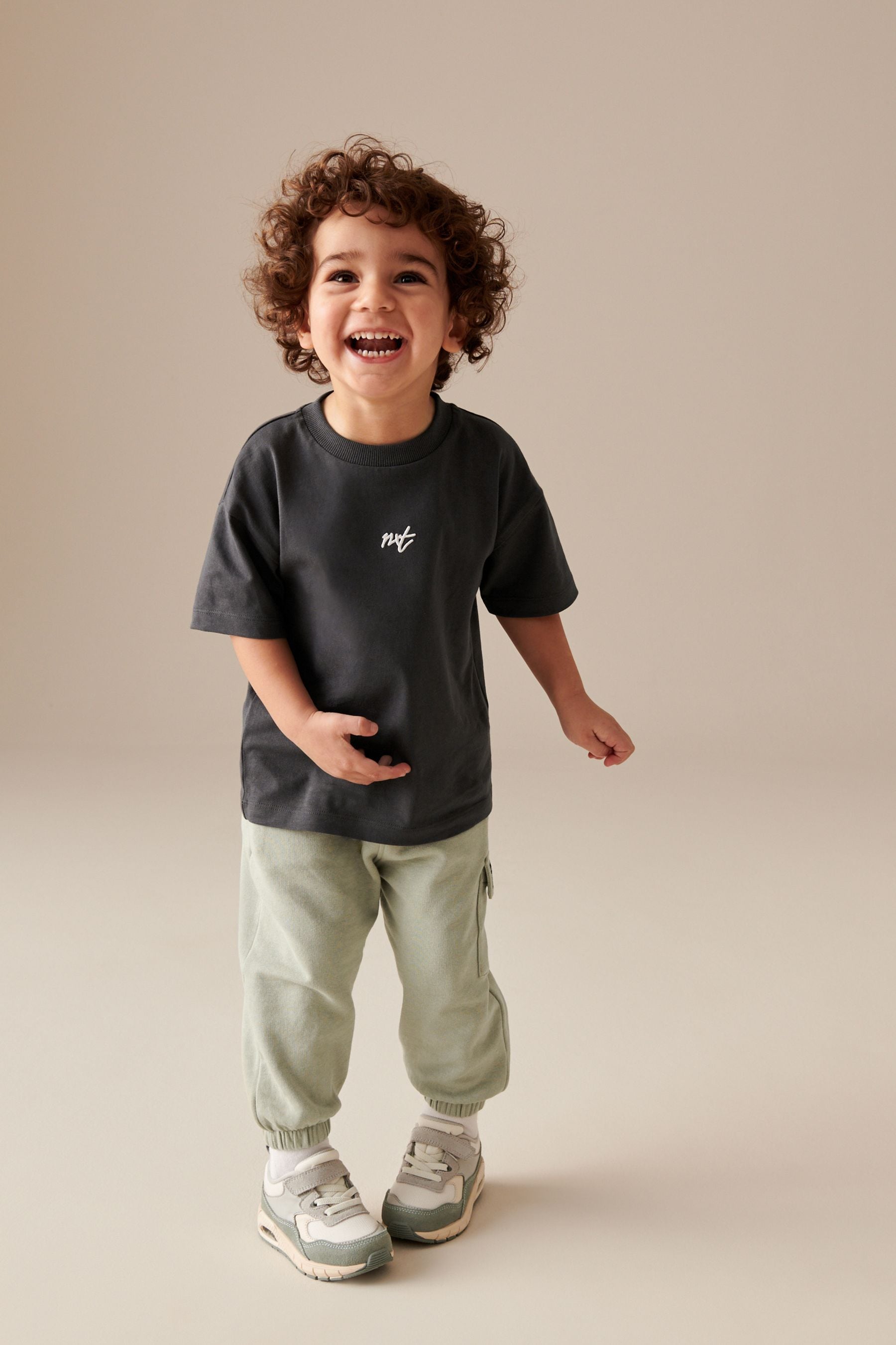 Charcoal Grey/Sage Green Short Sleeve 100% Cotton T-Shirt and Utility Joggers Set (3mths-7yrs)