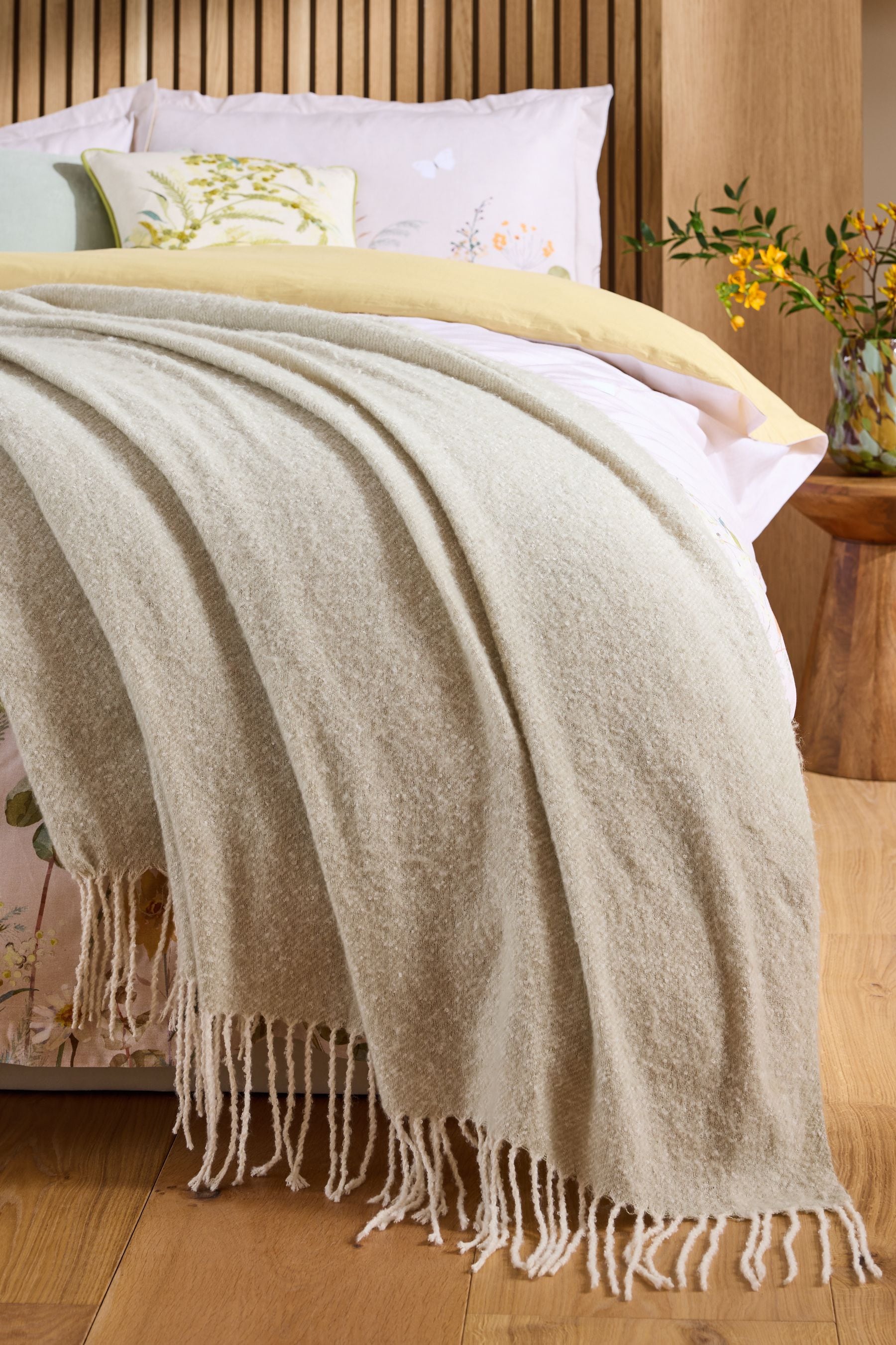 Natural Super Soft Ludlow Throw