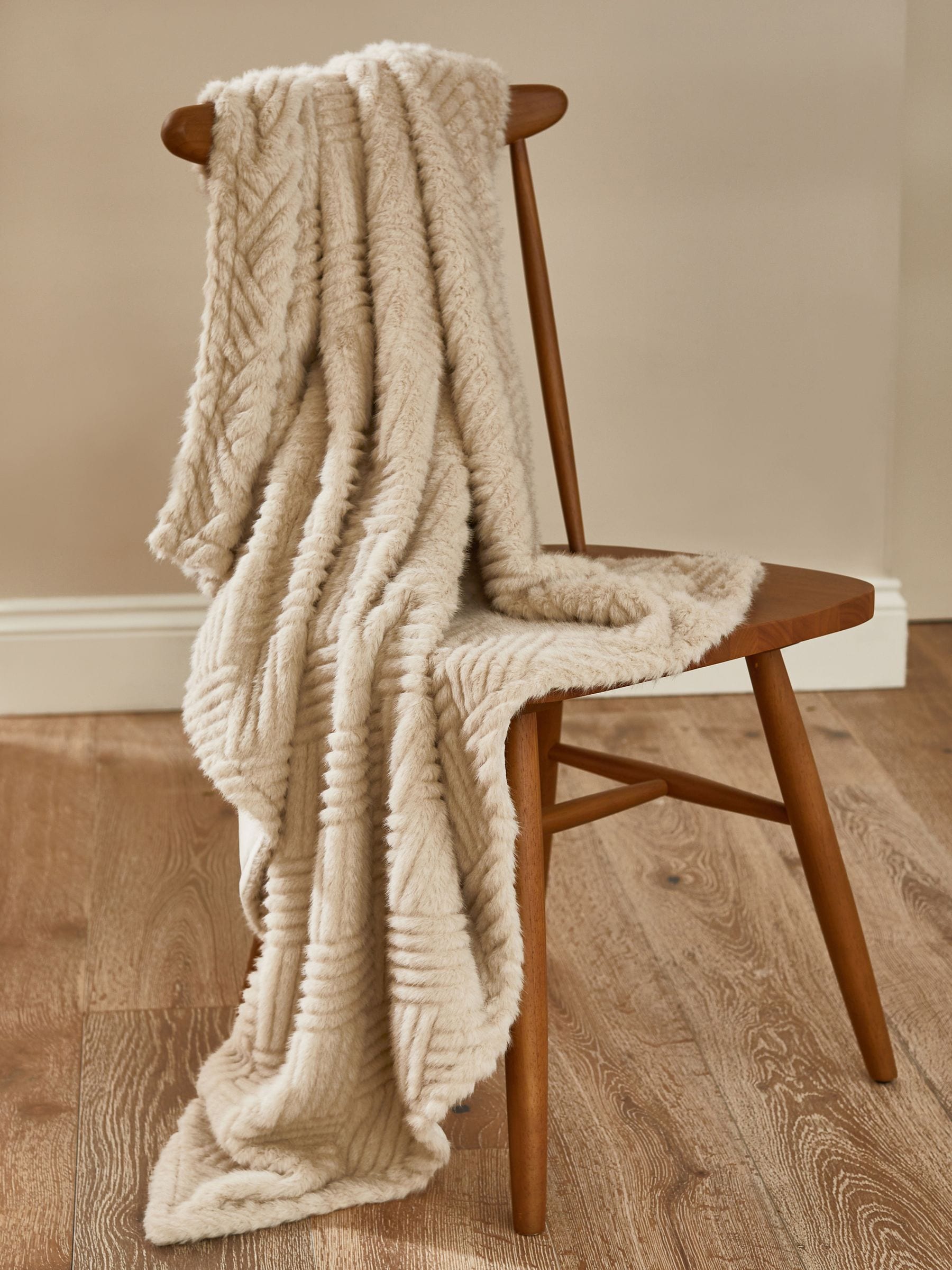 Natural Basset Embossed Faux Fur Throw