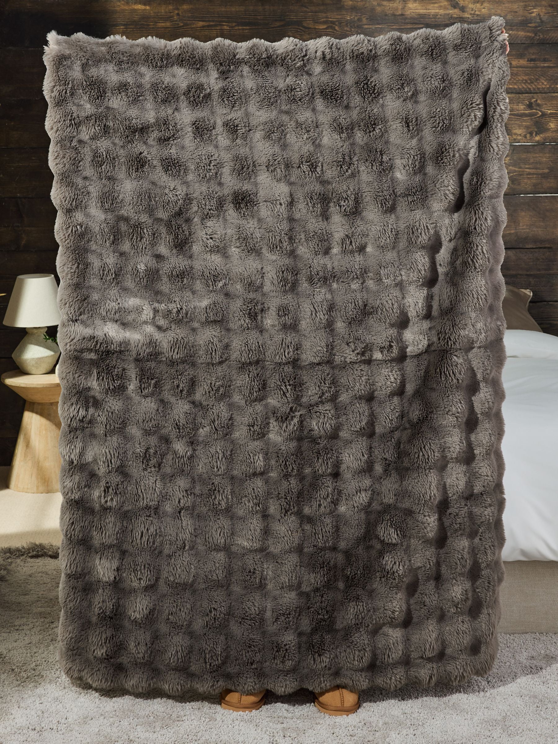 Charcoal Grey Aspen Faux Fur Throw