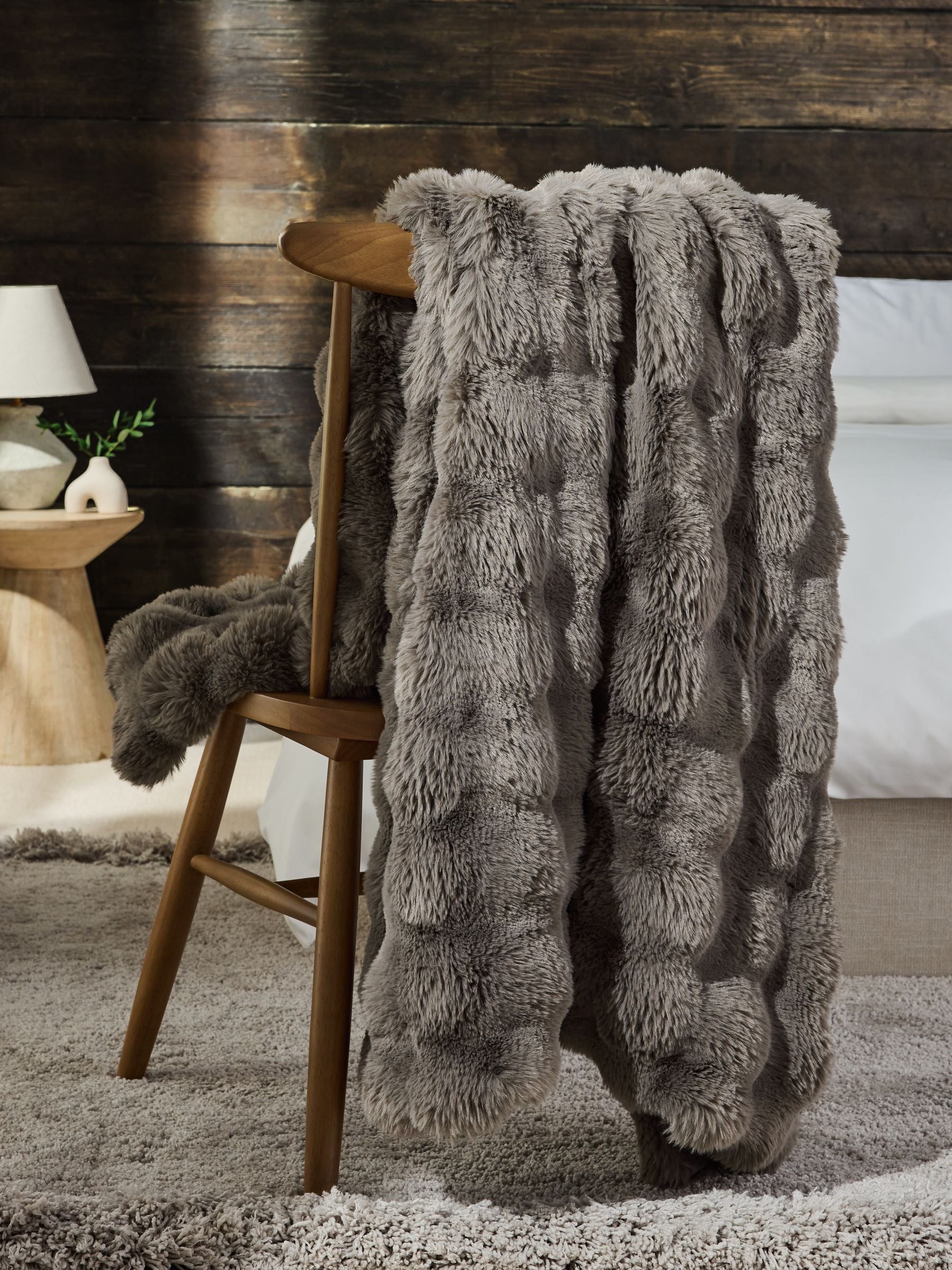 Charcoal Grey Aspen Faux Fur Throw