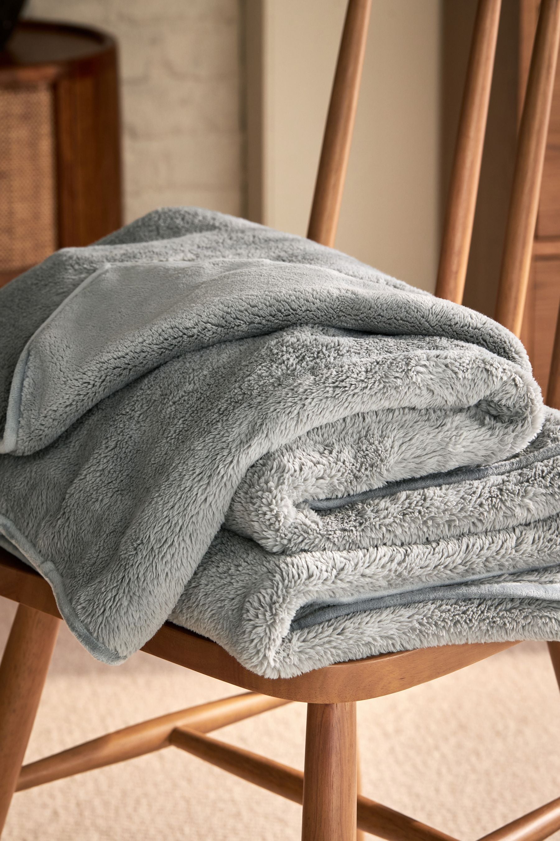 Grey Marshmallow Soft Fleece Throw