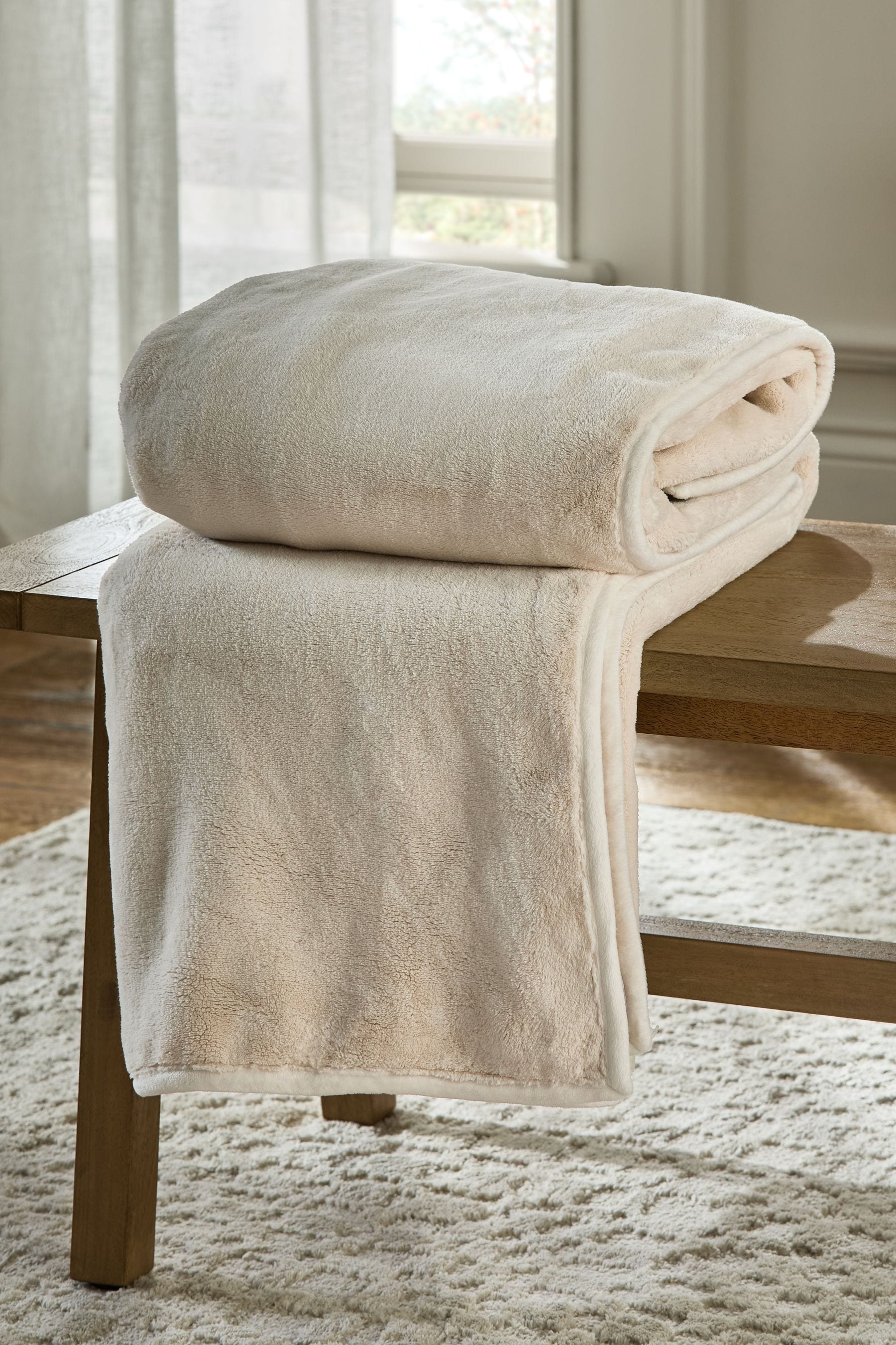 Ivory Marshmallow Soft Fleece Throw