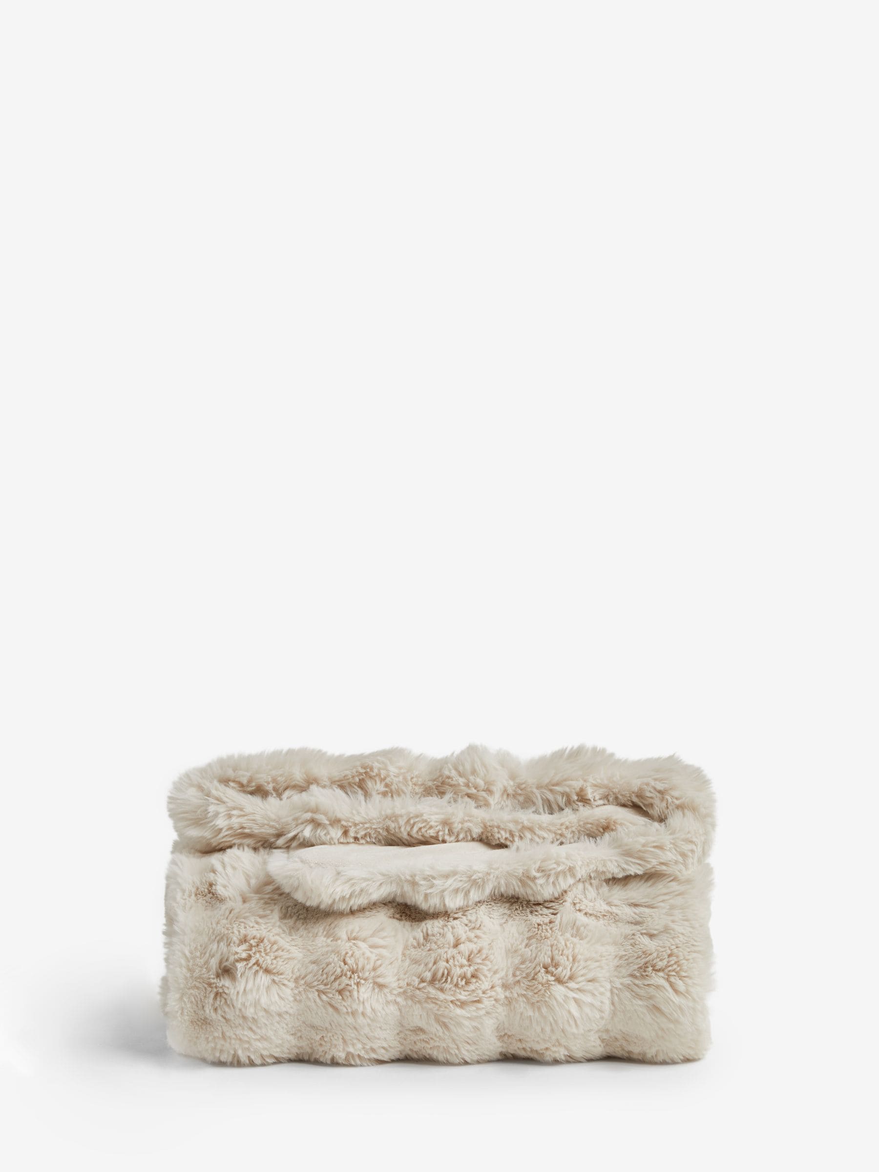 Oyster Aspen Faux Fur Throw