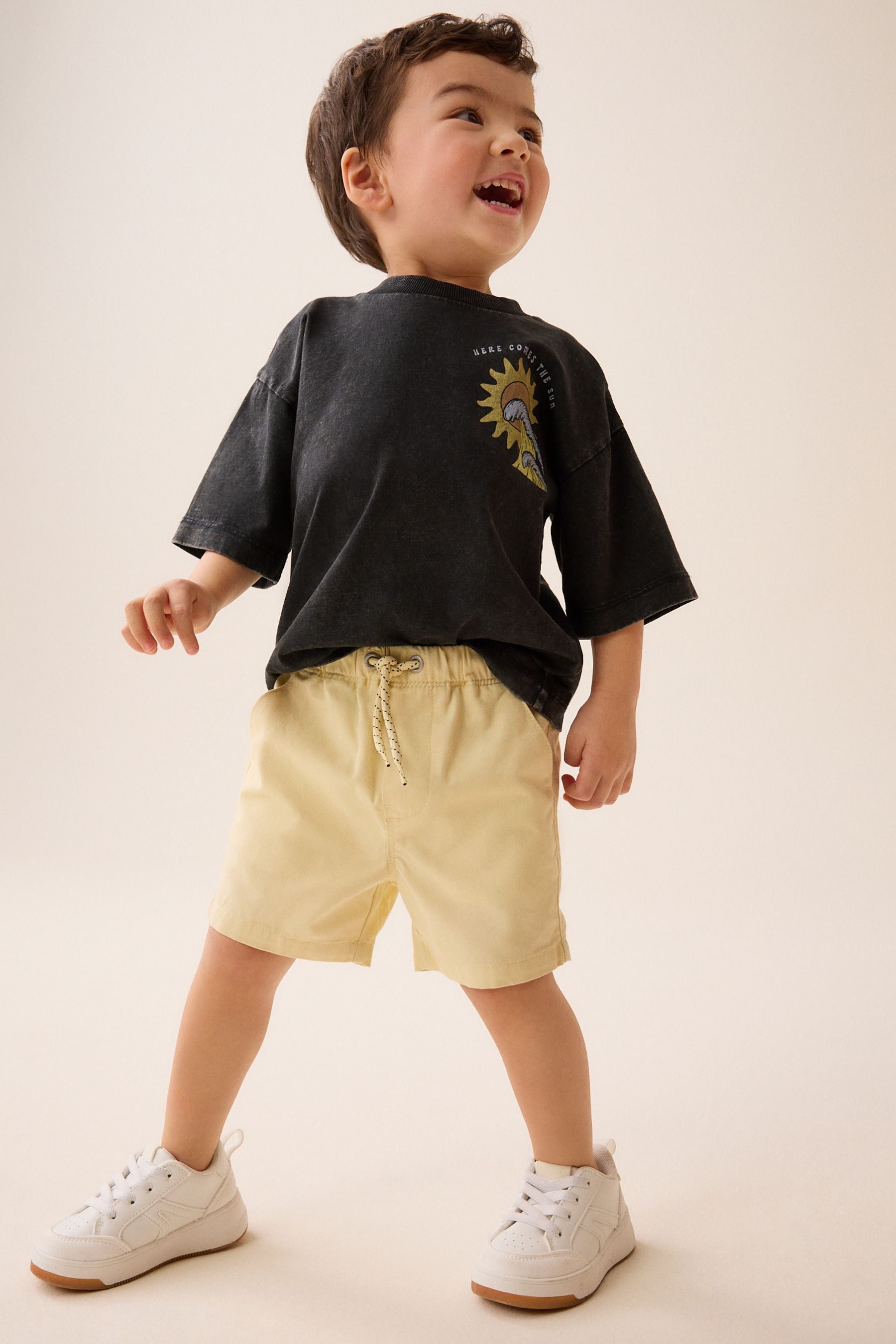 Pale Yellow Pull-On Shorts (3mths-7yrs)