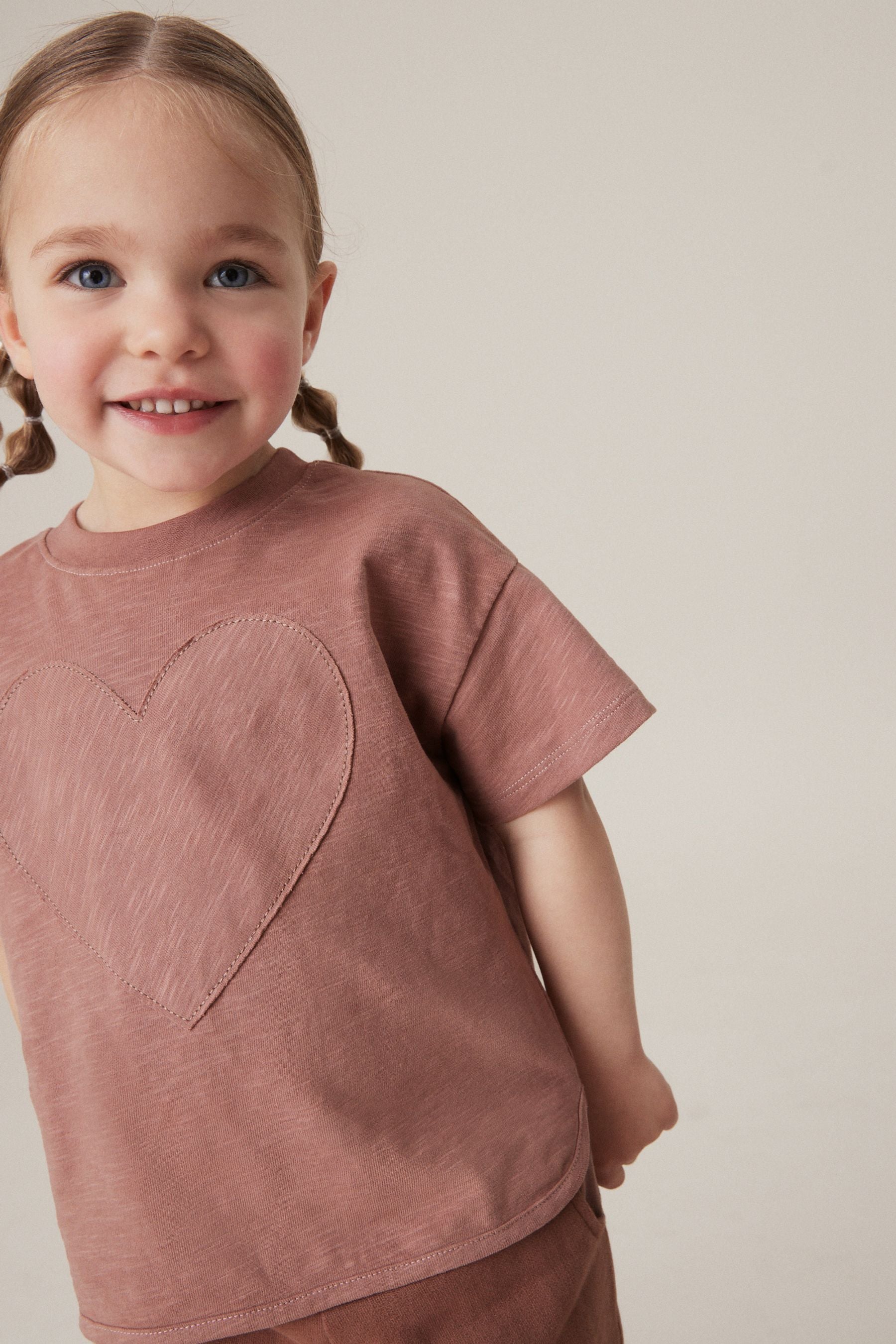 Brown 100% Cotton Short Sleeve Appliqué T-Shirt (3mths-7yrs)