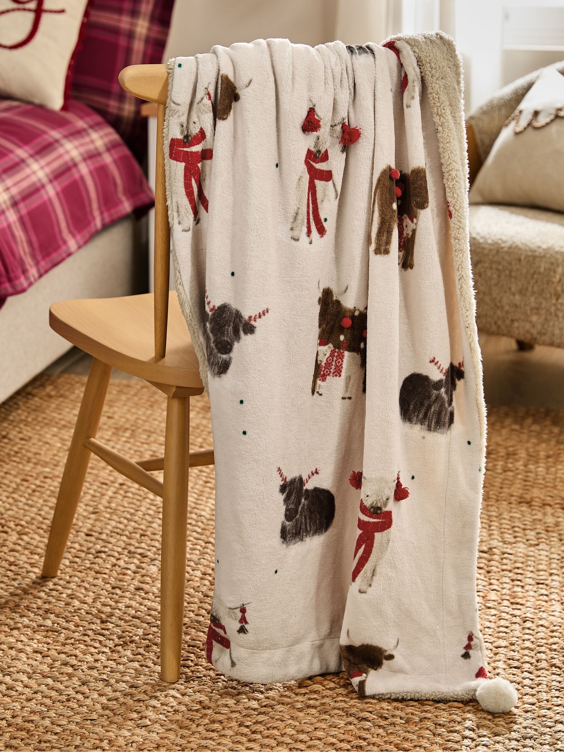 Natural Christmas Hamish Fleece Throw