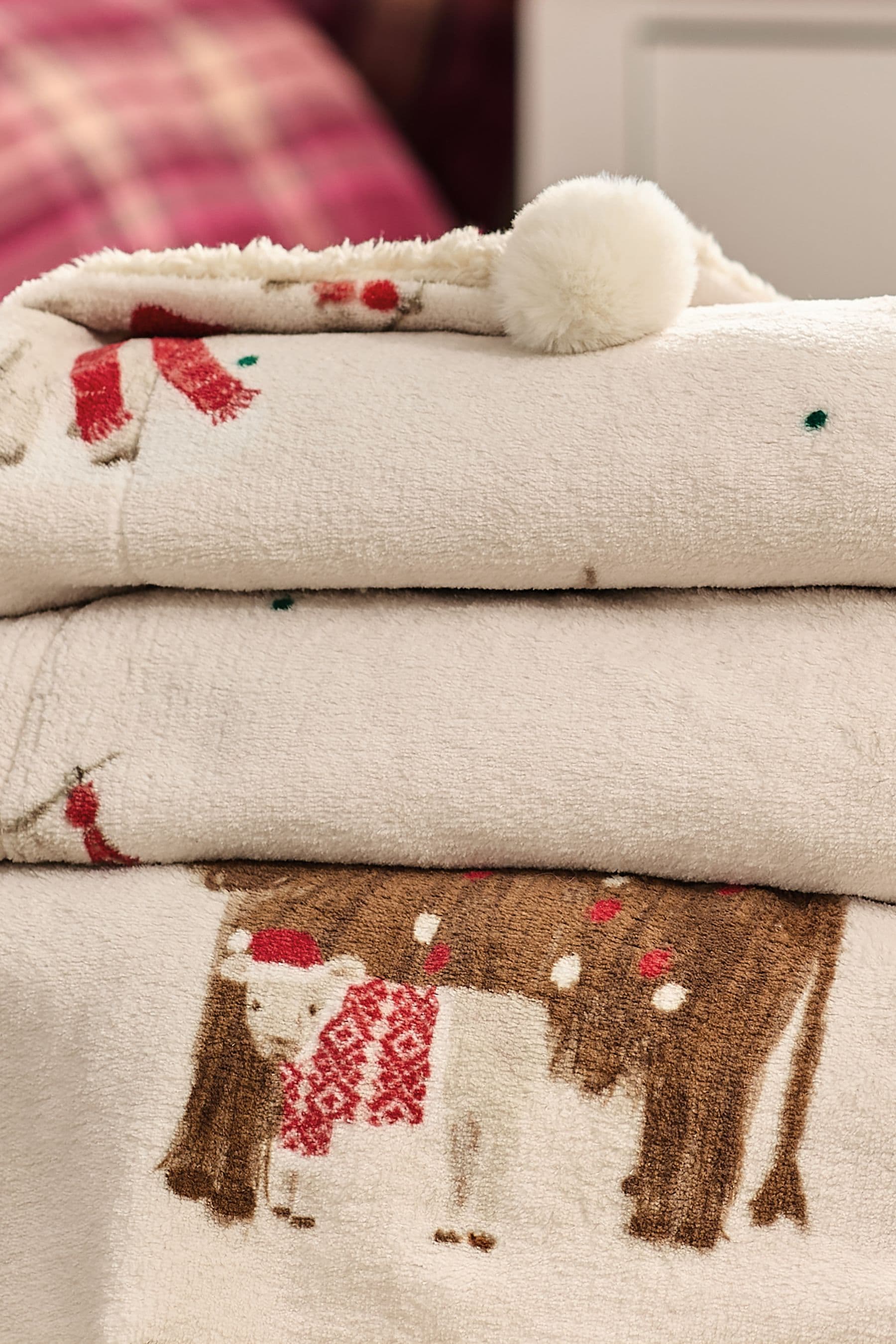 Natural Christmas Hamish Fleece Throw