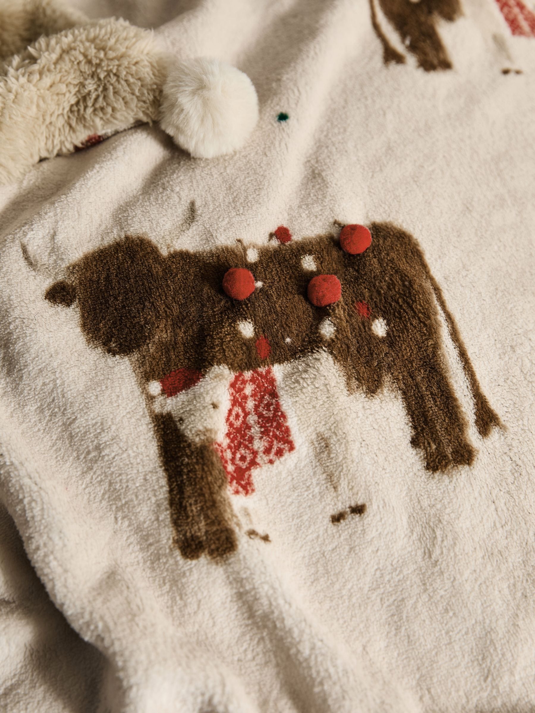 Natural Christmas Hamish Fleece Throw