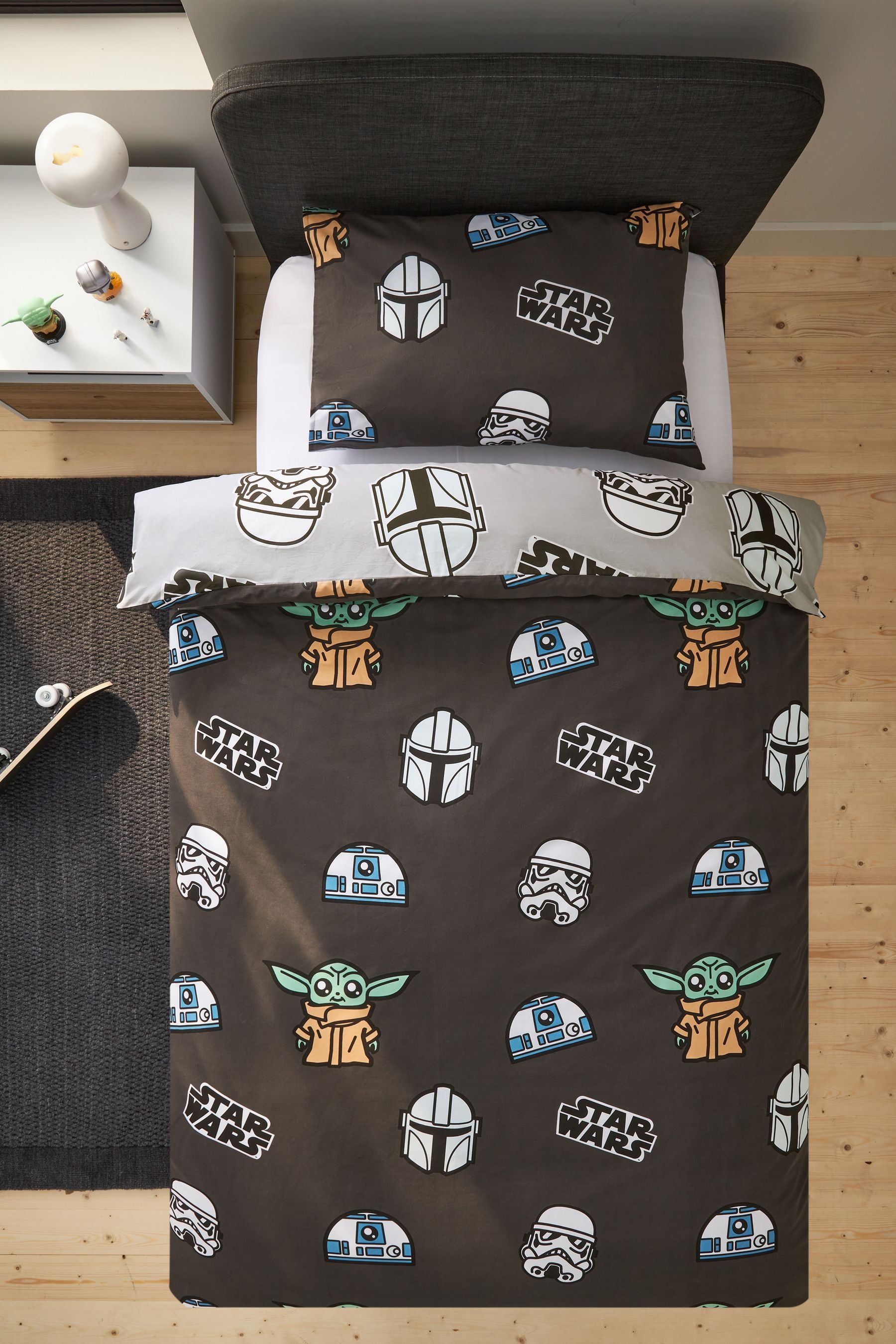 Grey Glow in the Dark Star Wars Grogu 100% Cotton Duvet Cover and Pillowcase Set