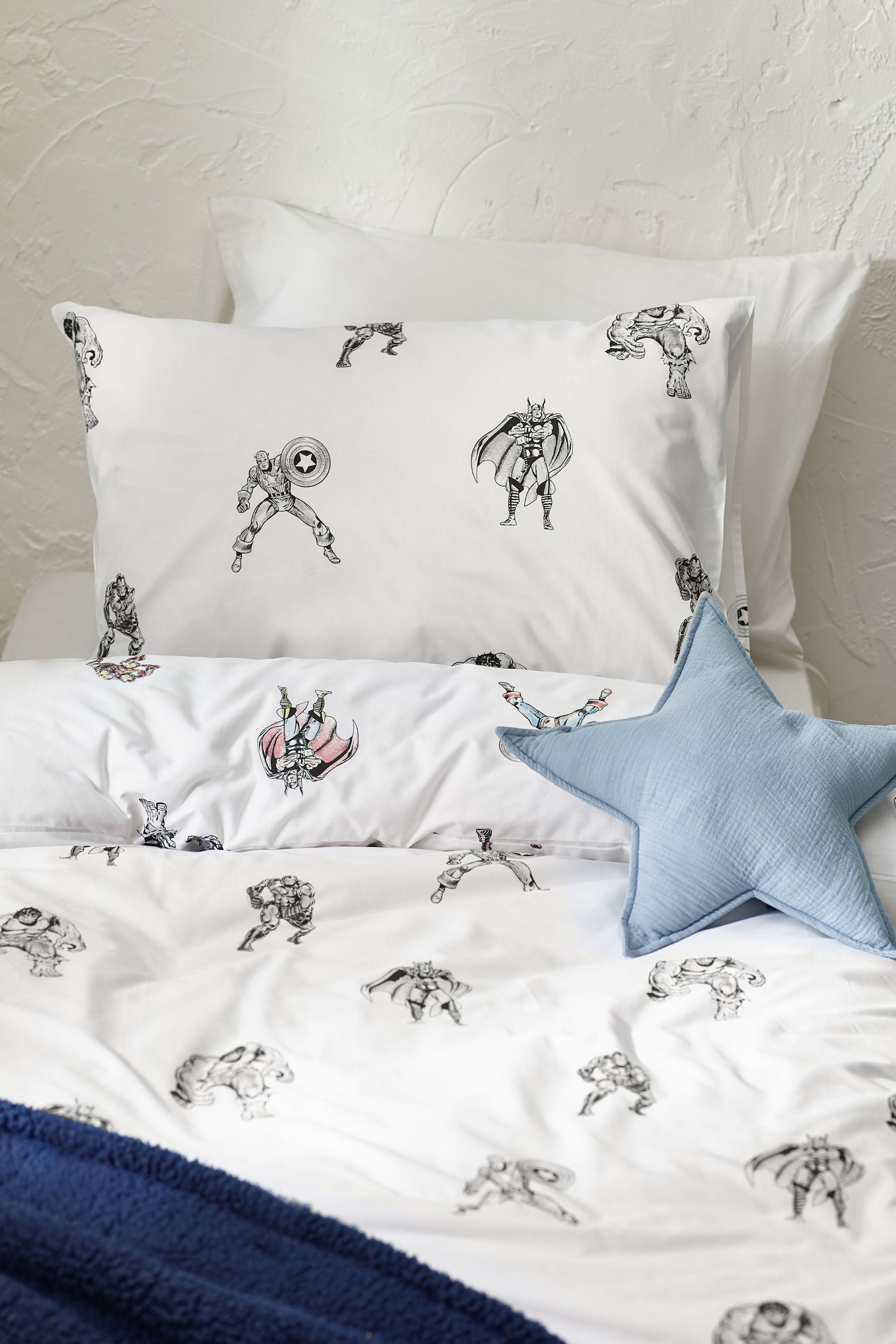 White Disney Marvel Avengers 100% Cotton Duvet Cover and Pillowcase Set