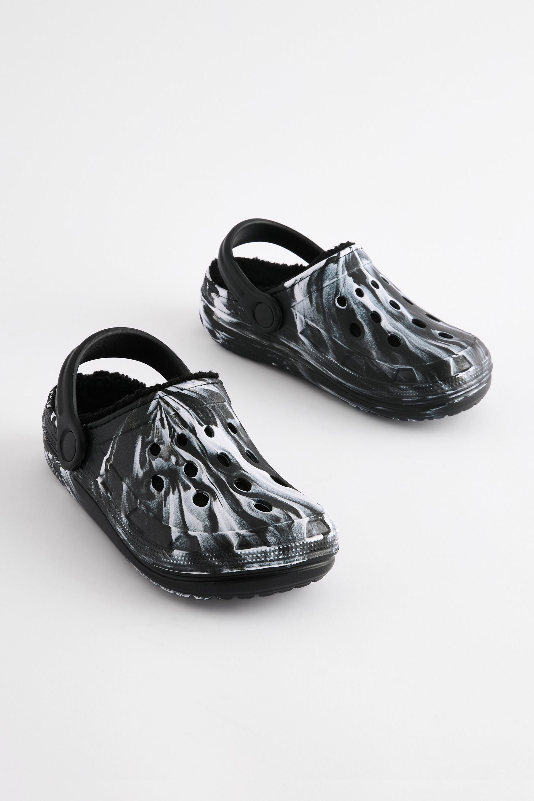 Black/White Slipper Clogs