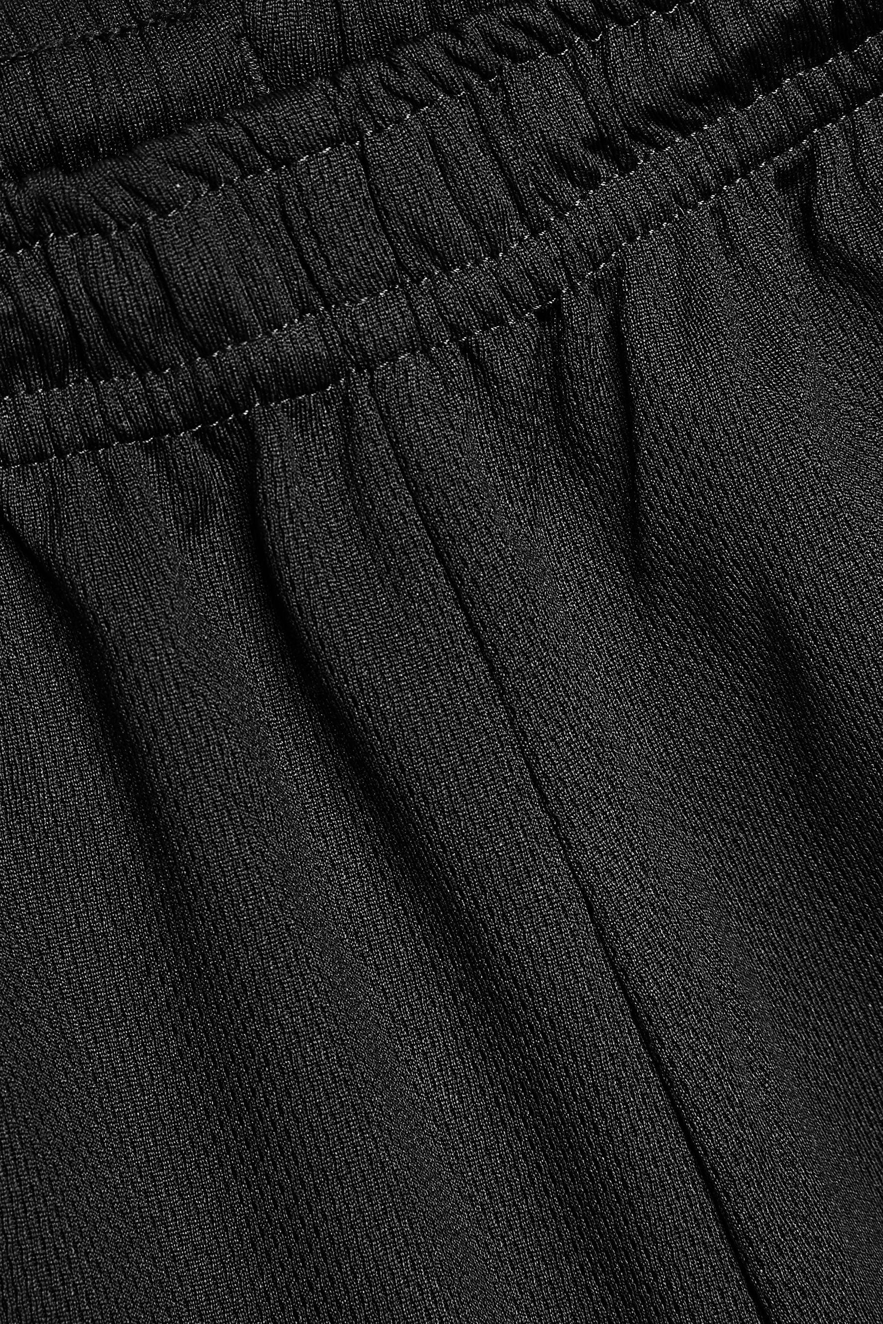 Black Single Sports Shorts (3-16yrs)