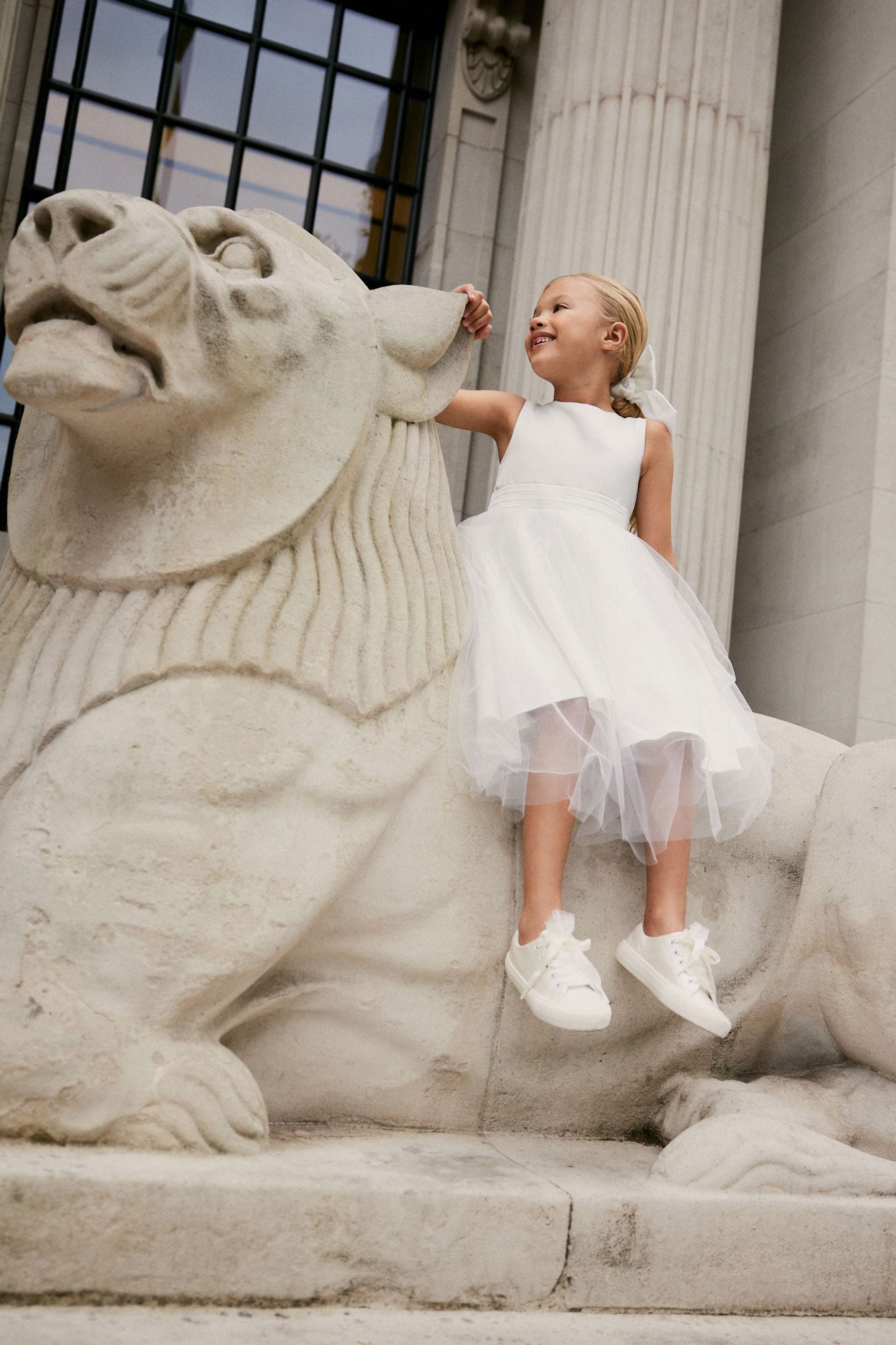 White Flower Girl Bow Dress (3mths-16yrs)