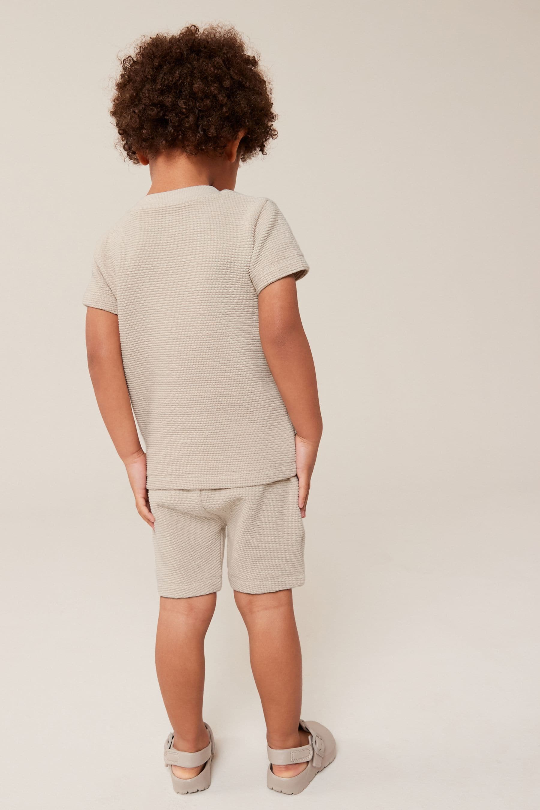 Neutral Textured Jersey Pocket T-Shirt and Shorts Set (3mths-7yrs)