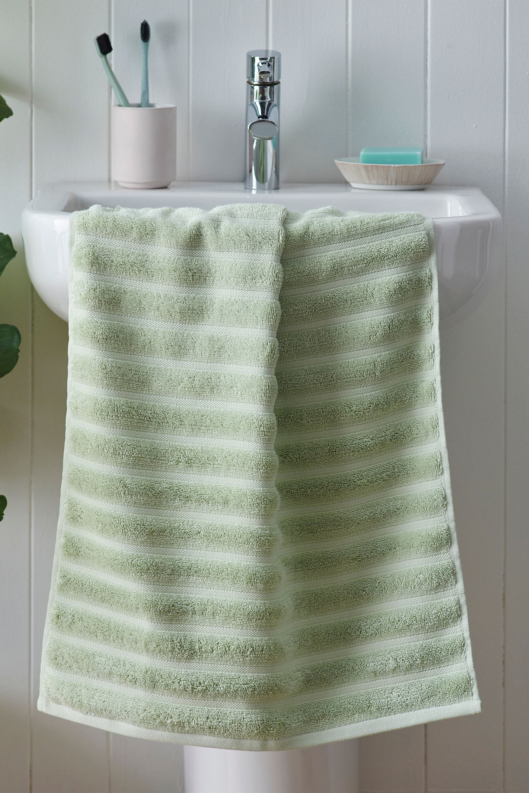 Sage Green Ribbed Towel with 100% Cotton