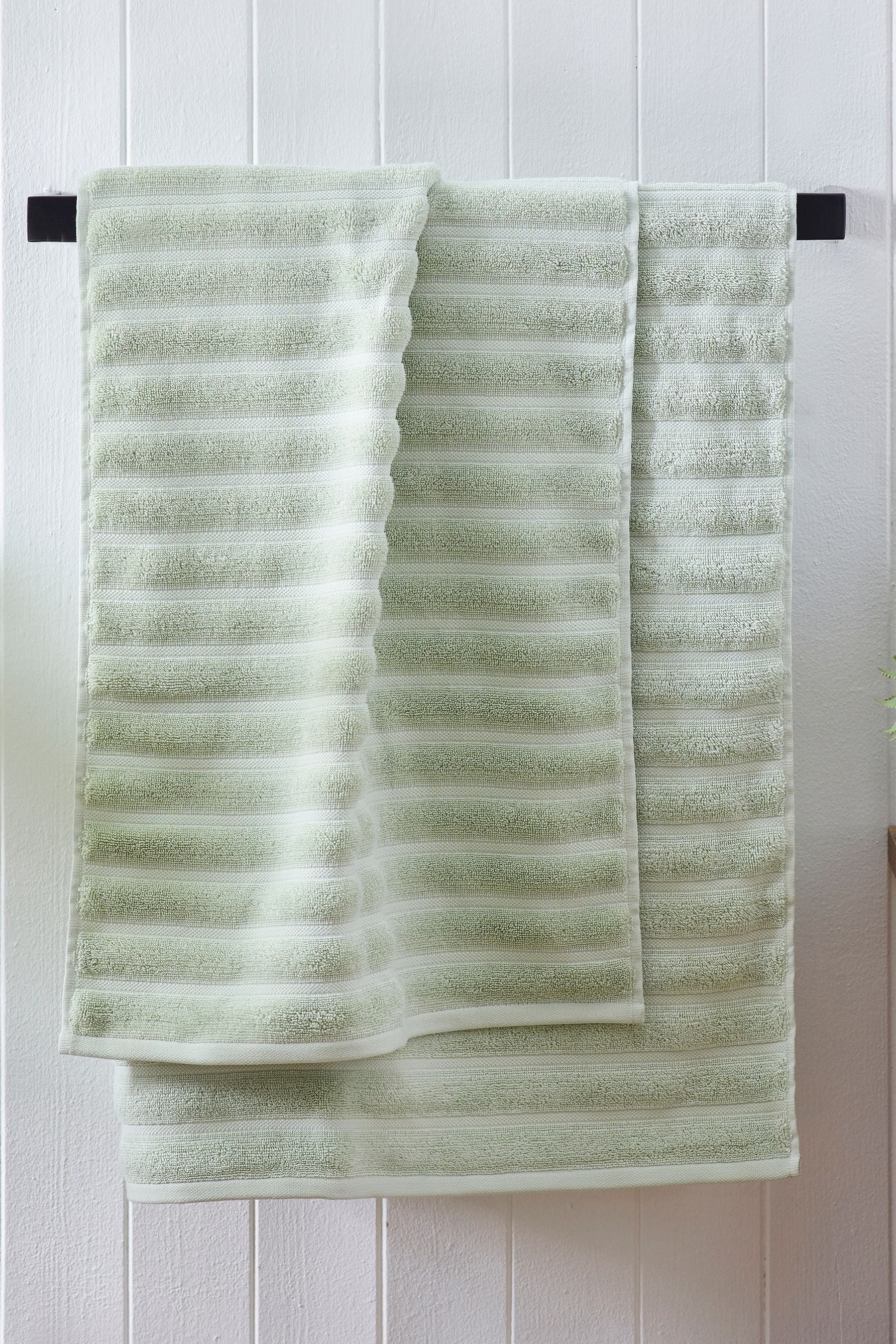 Sage Green Ribbed Towel with 100% Cotton