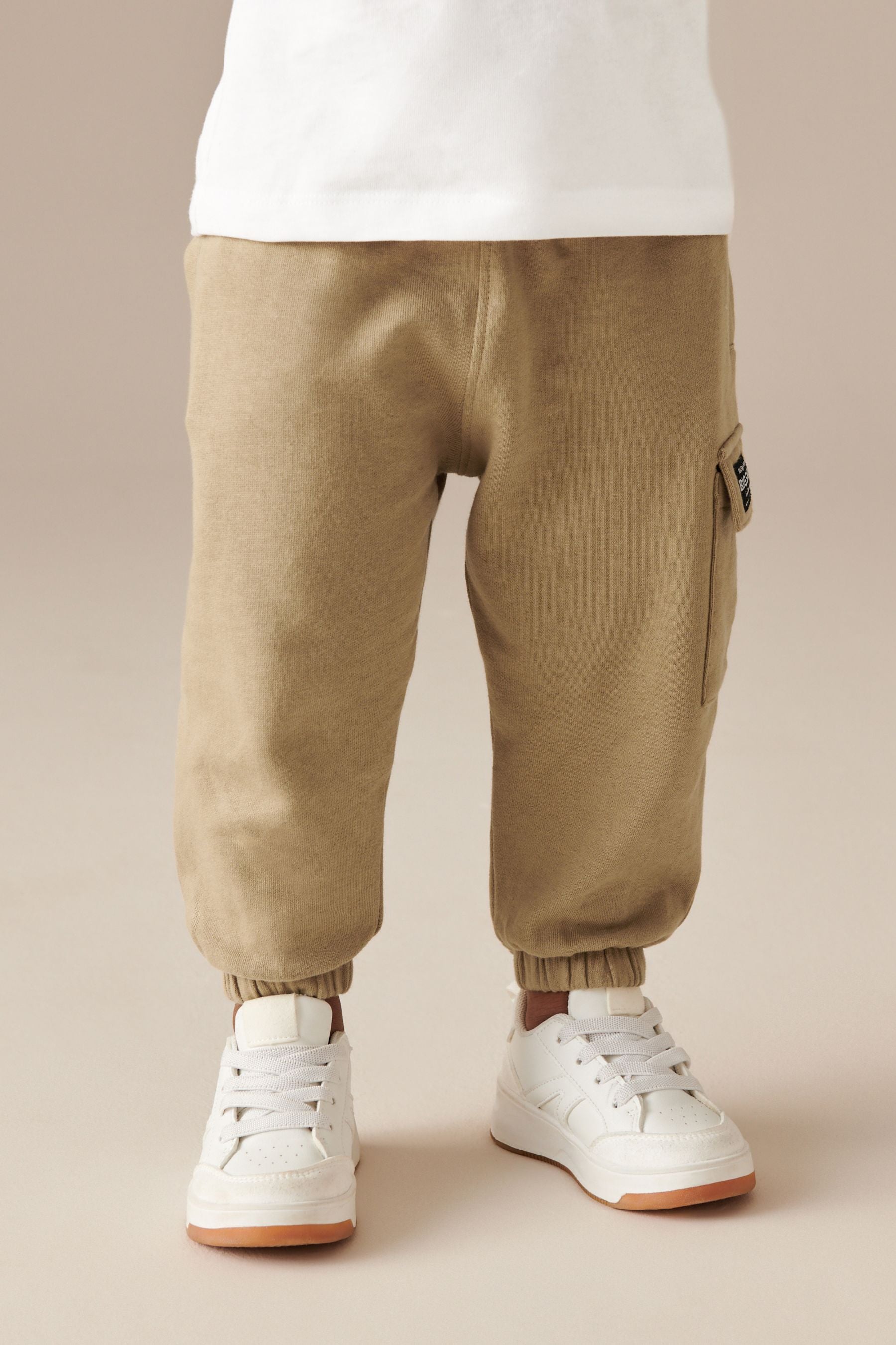 White/Tan Short Sleeve T-Shirt and Utility Joggers Set (3mths-7yrs)